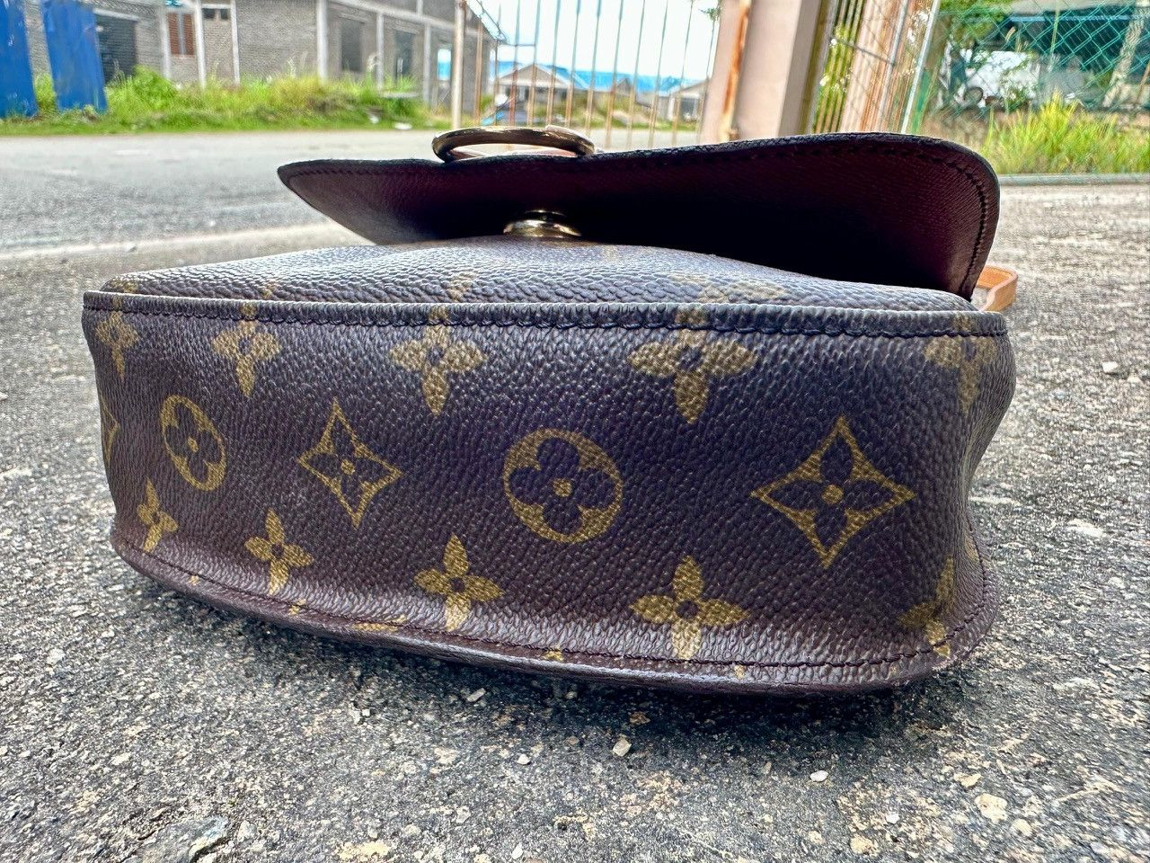Louis Vuitton Authentic Louis Vuitton Monogram Saint Cloud PM Shoulder Bag Size ONE SIZE - 4 Thumbnail