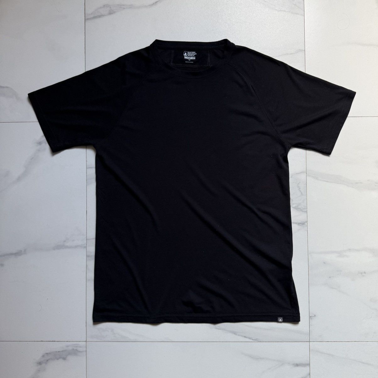 Eastern Mountain Sports EMS Tech Wick Dri Release T-Shirt Size US L / EU 52-54 / 3 - 2 Thumbnail