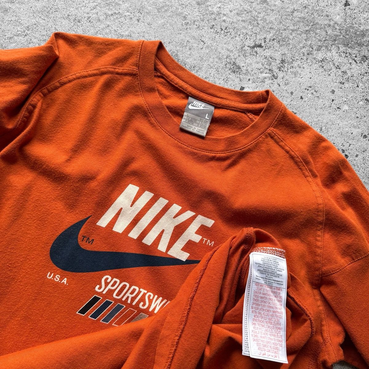 Nike Nike Mens Vintage Orange Long Sleeve T-Shirt Y2K Logo USA Size US L / EU 52-54 / 3 - 3 Thumbnail