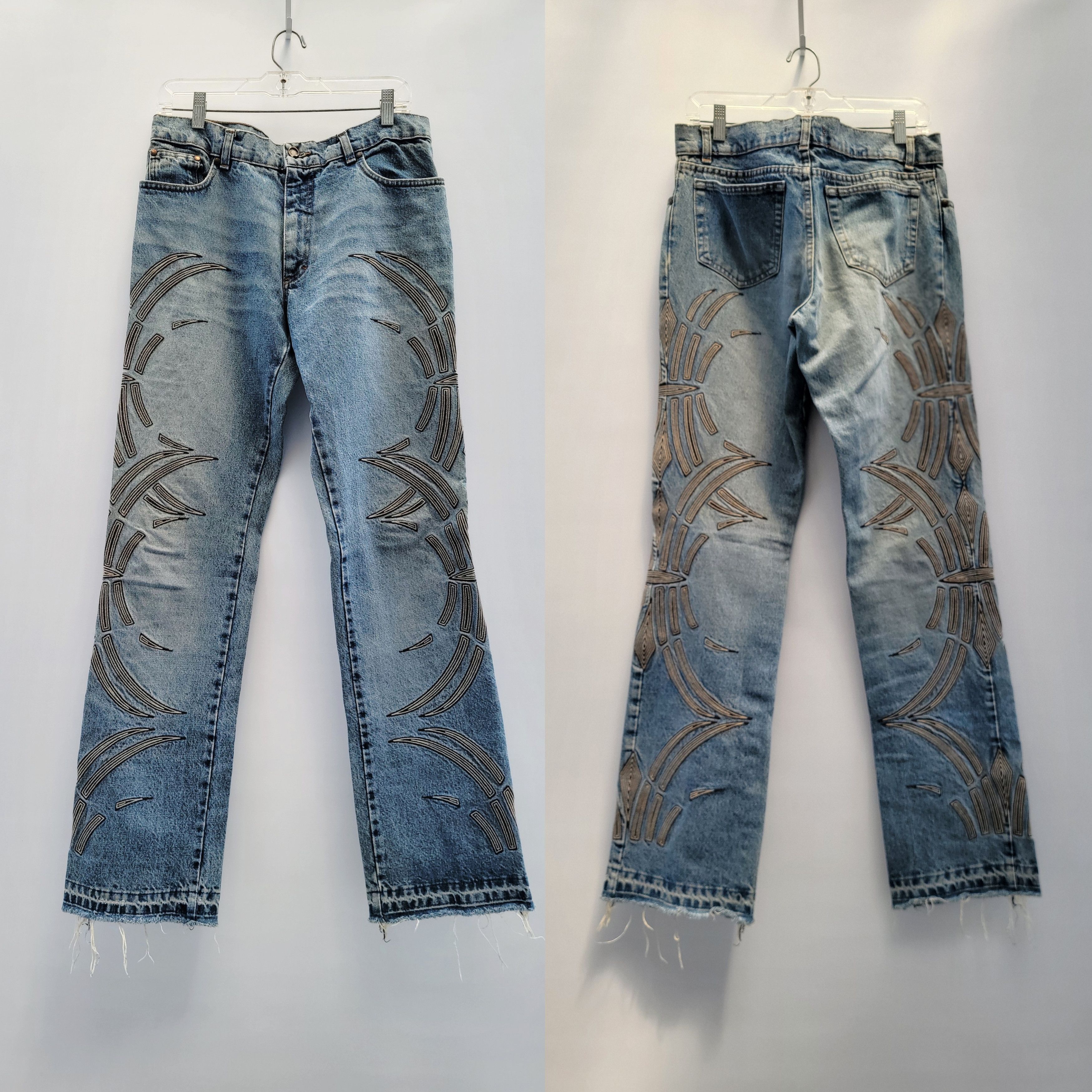 Roberto Cavalli Roberto Cavalli Vintage Y2K Tribal Embroidered Jean Size W32 Size US 32 / EU 48 - 1 Thumbnail
