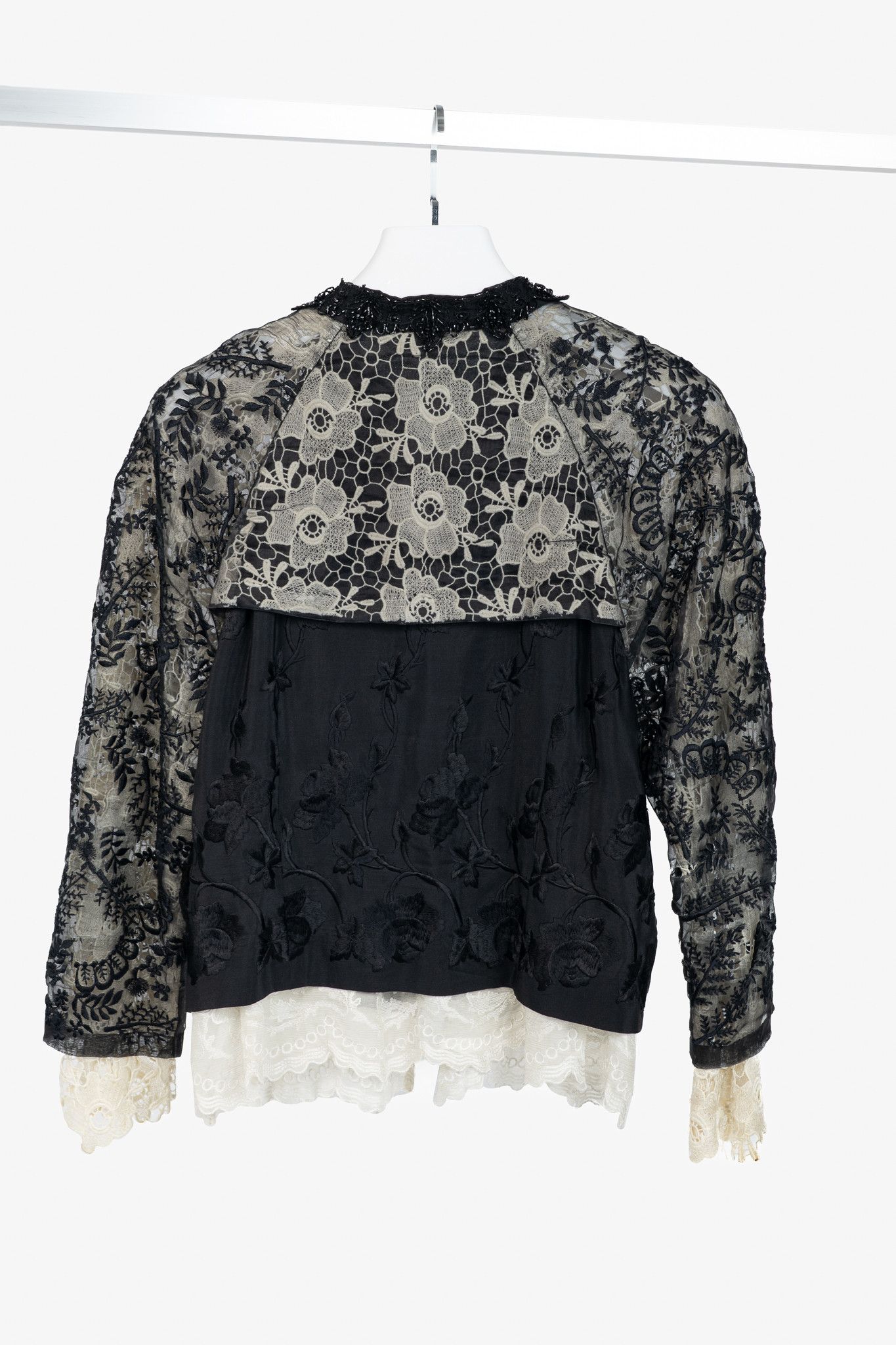 Dries Van Noten Dries Van Noten Black Embroidered Silk & Lace Bomber Jacket Size S / US 4 / IT 40 - 2 Thumbnail