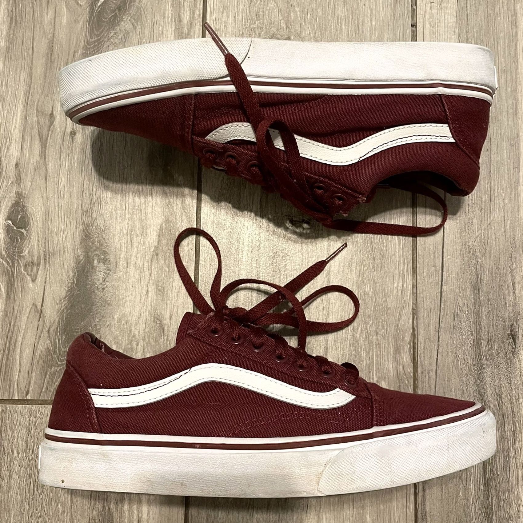 Vans VANS Off the Wall Old Skool Primary Burgandy/White Low Rise Men 7.5 Women 9 Unisex Adults Skateboard Shoe Size US 7 / IT 37 - 6 Thumbnail