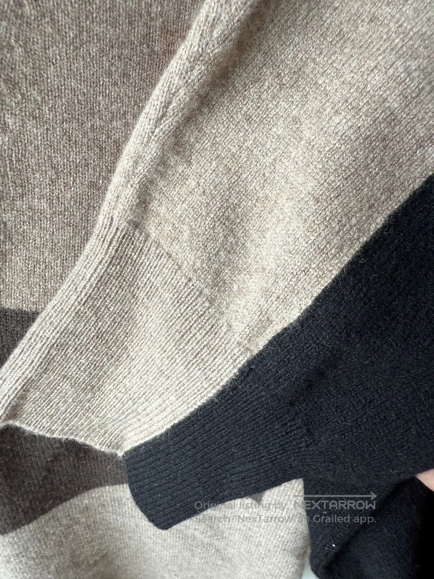 Hermes Hermes Men's Colorblock Wool Sweater. Size US M / EU 48-50 / 2 - 4 Thumbnail