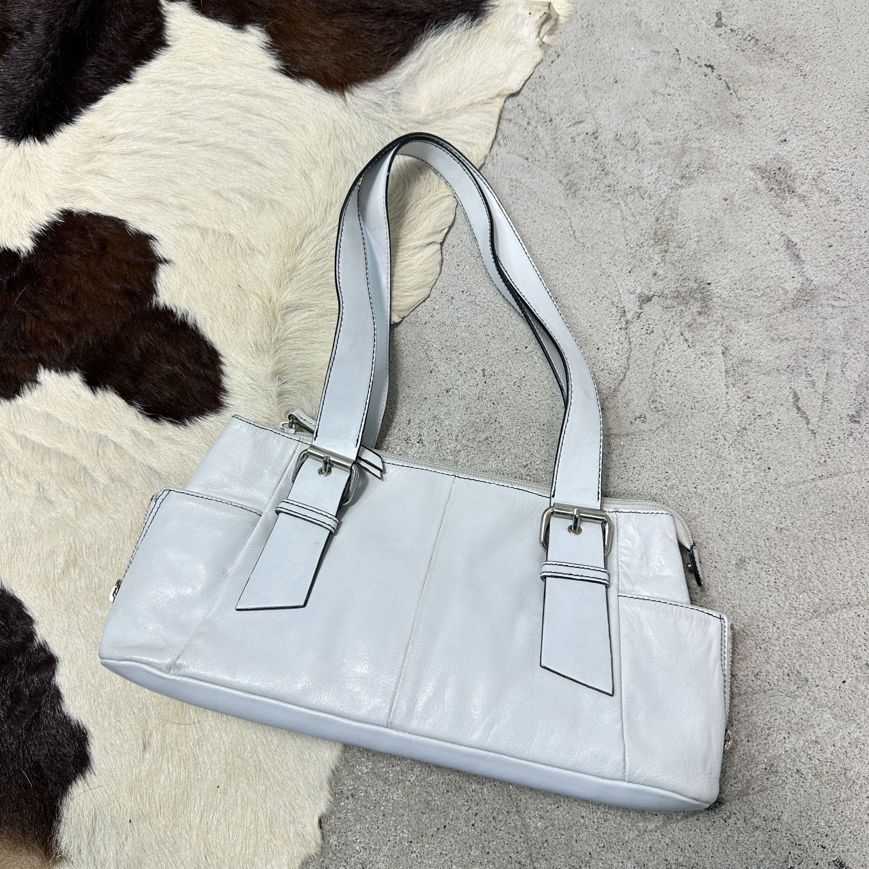 Vintage Vintage Avant Garde Baguette Shouldr Bag Y2K Size ONE SIZE - 2 Thumbnail