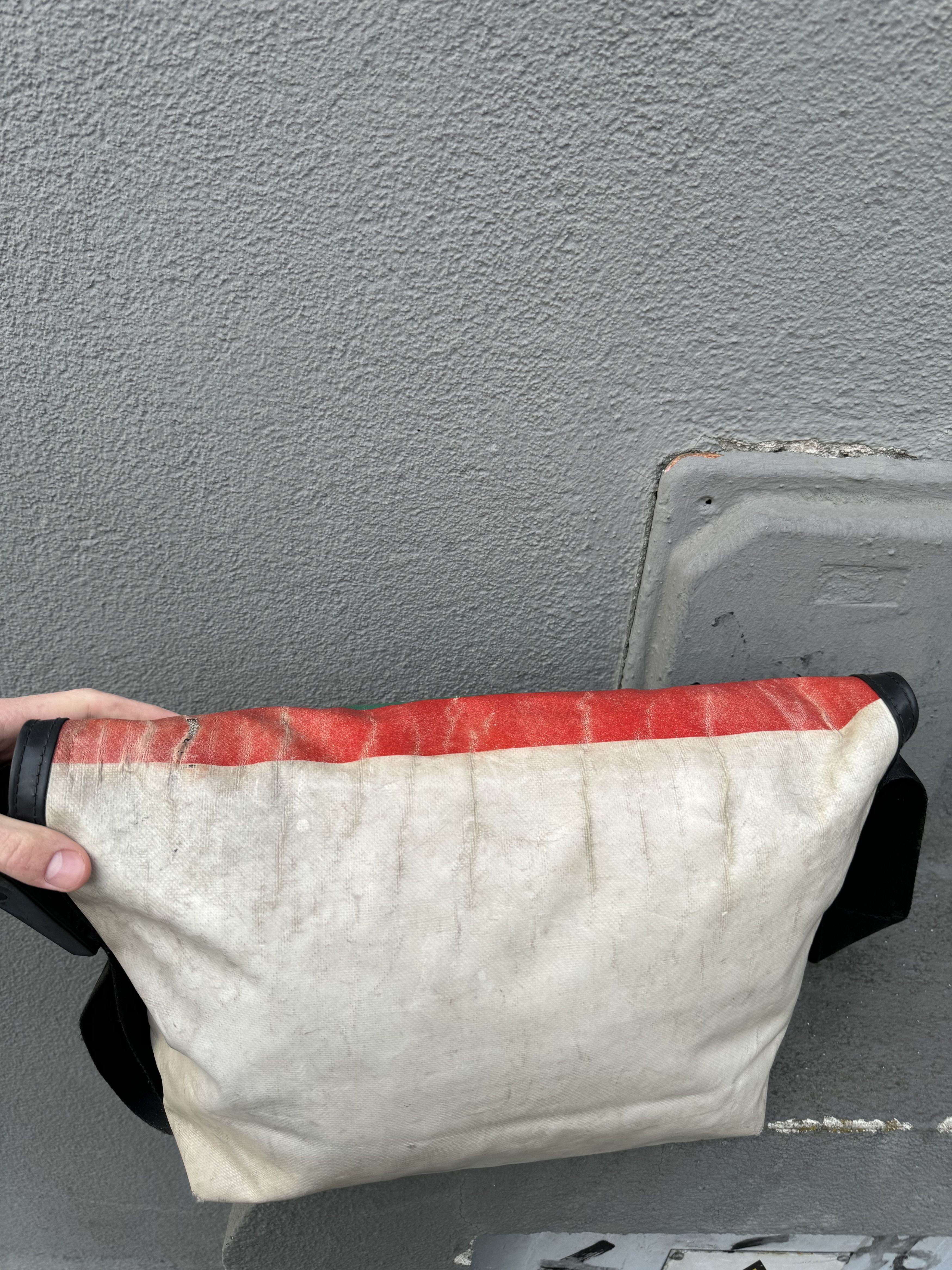 Freitag × Japanese Brand × Vintage FREITAG F42 6 Webstripe Messenger Shoulder Bag Red Green Size ONE SIZE - 7 Thumbnail
