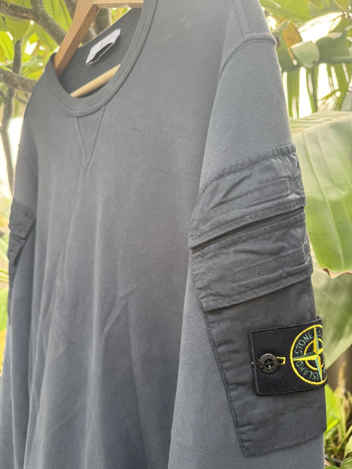 Stone Island 2023 Stone Island crewneck sweatshirt with arm panel/cargo Size US M / EU 48-50 / 2 - 5 Thumbnail