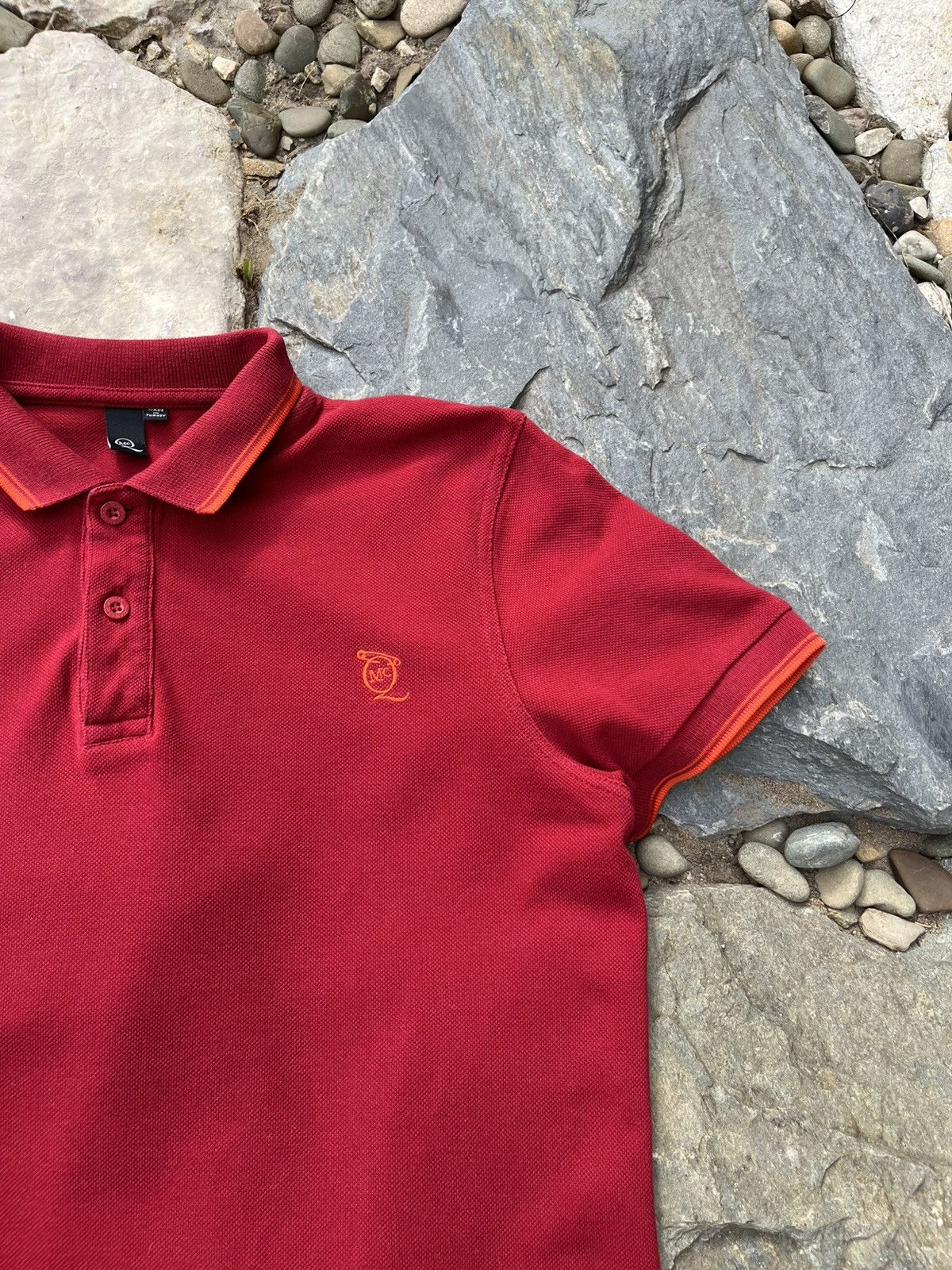 Alexander McQueen × Designer Alexander McQueen MCQ pin chest logo polo t-shirt tee Size US M / EU 48-50 / 2 - 4 Thumbnail