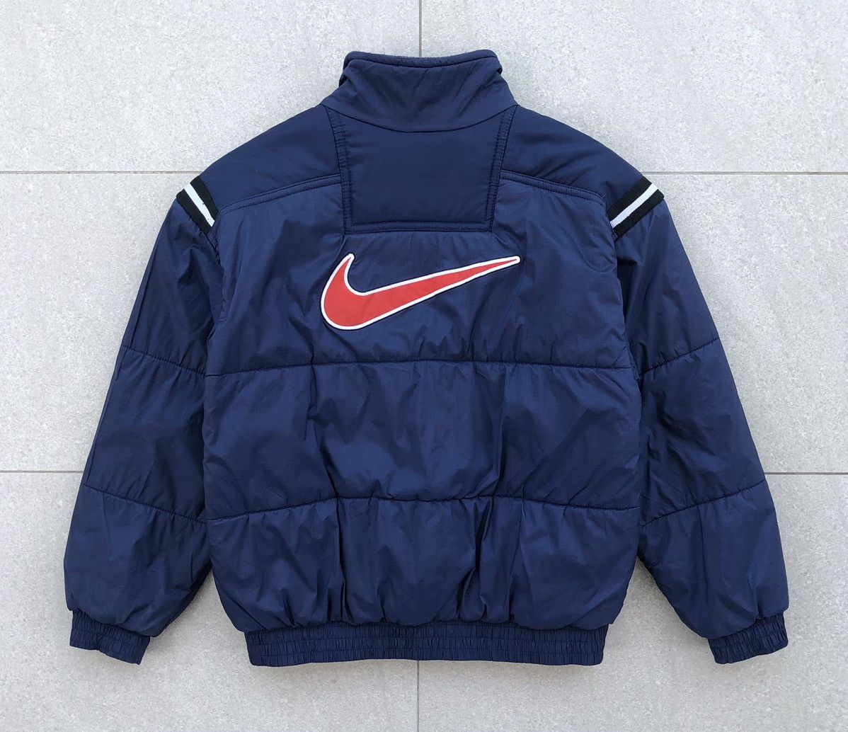 Nike Vintage NIKE Big Swoosh Nylon Padded Bomber Jacket For Kids Size US XXS / EU 40 - 1 Thumbnail