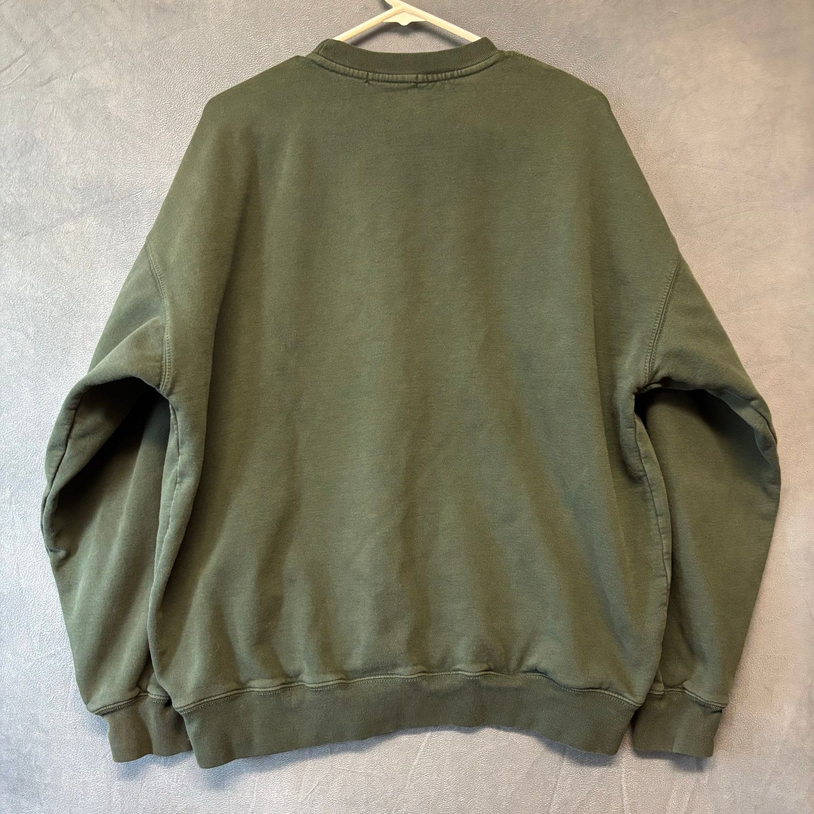 Brandy Melville John Galt Brandy Melville Green Hawaii Oversided Pullover Size ONE SIZE - 2 Thumbnail