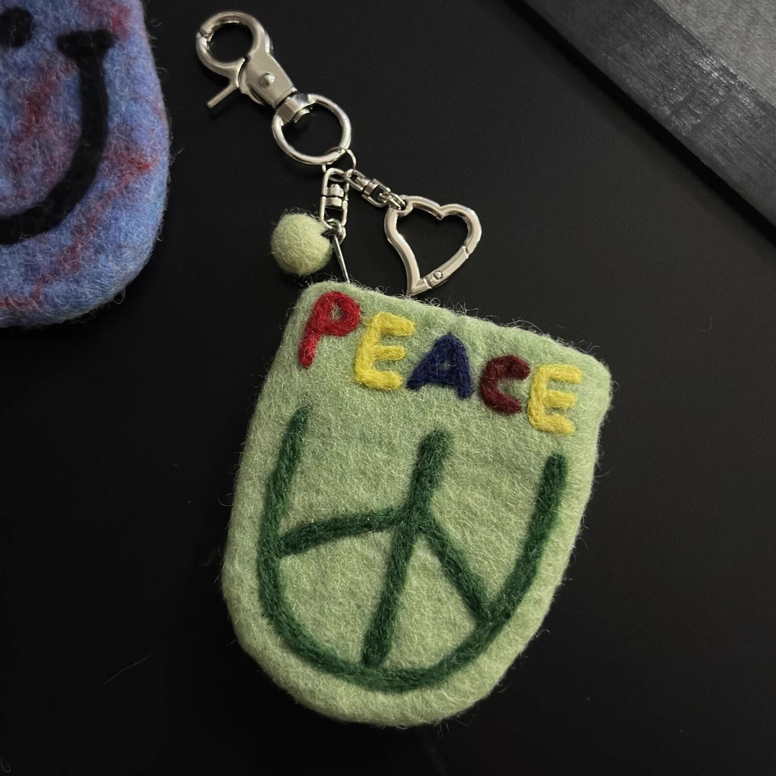 Jewelry Wool Felt Coin Pouch Keychain | Handmade Smiley Street Size ONE SIZE - 1 Thumbnail