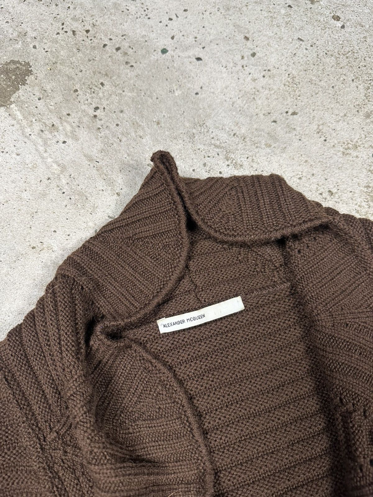 Alexander McQueen Vintage FW 90s Alexander McQueen Wool Brown Runway Cardigan Size M / US 6-8 / IT 42-44 - 6 Thumbnail