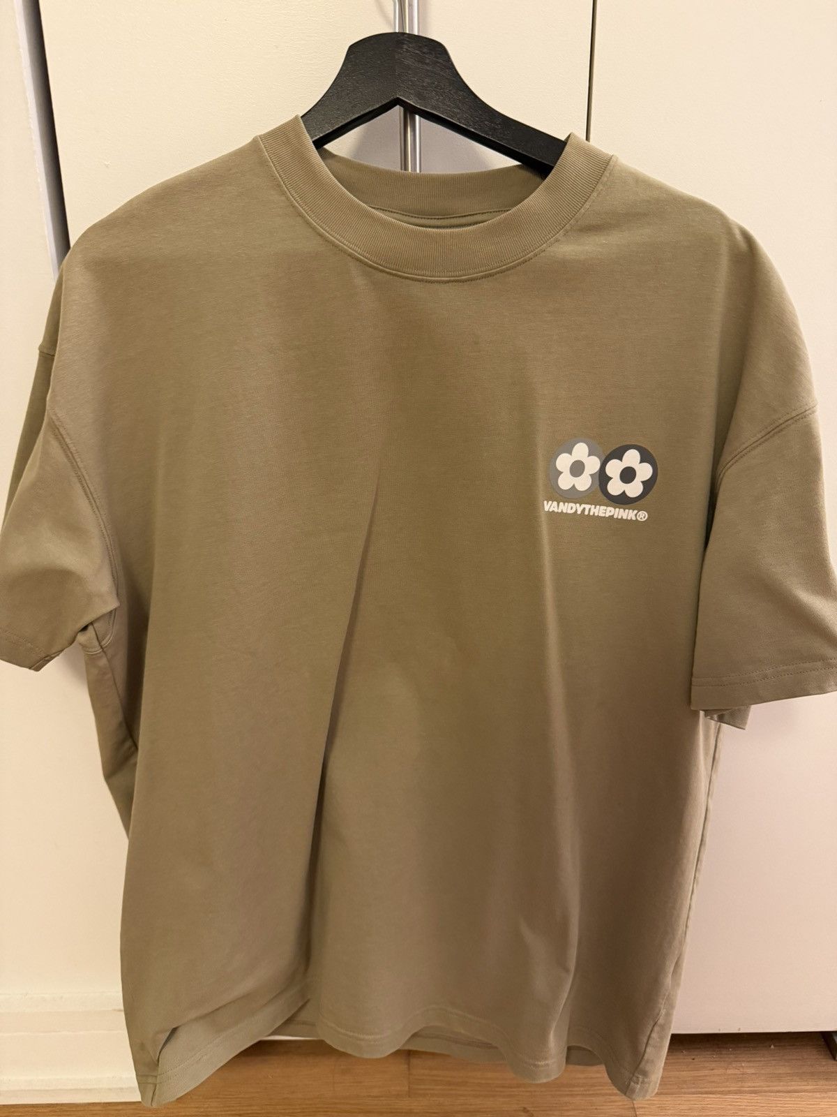 Vandy The Pink Vandy the pink logo t shirt Size US L / EU 52-54 / 3 - 1 Thumbnail