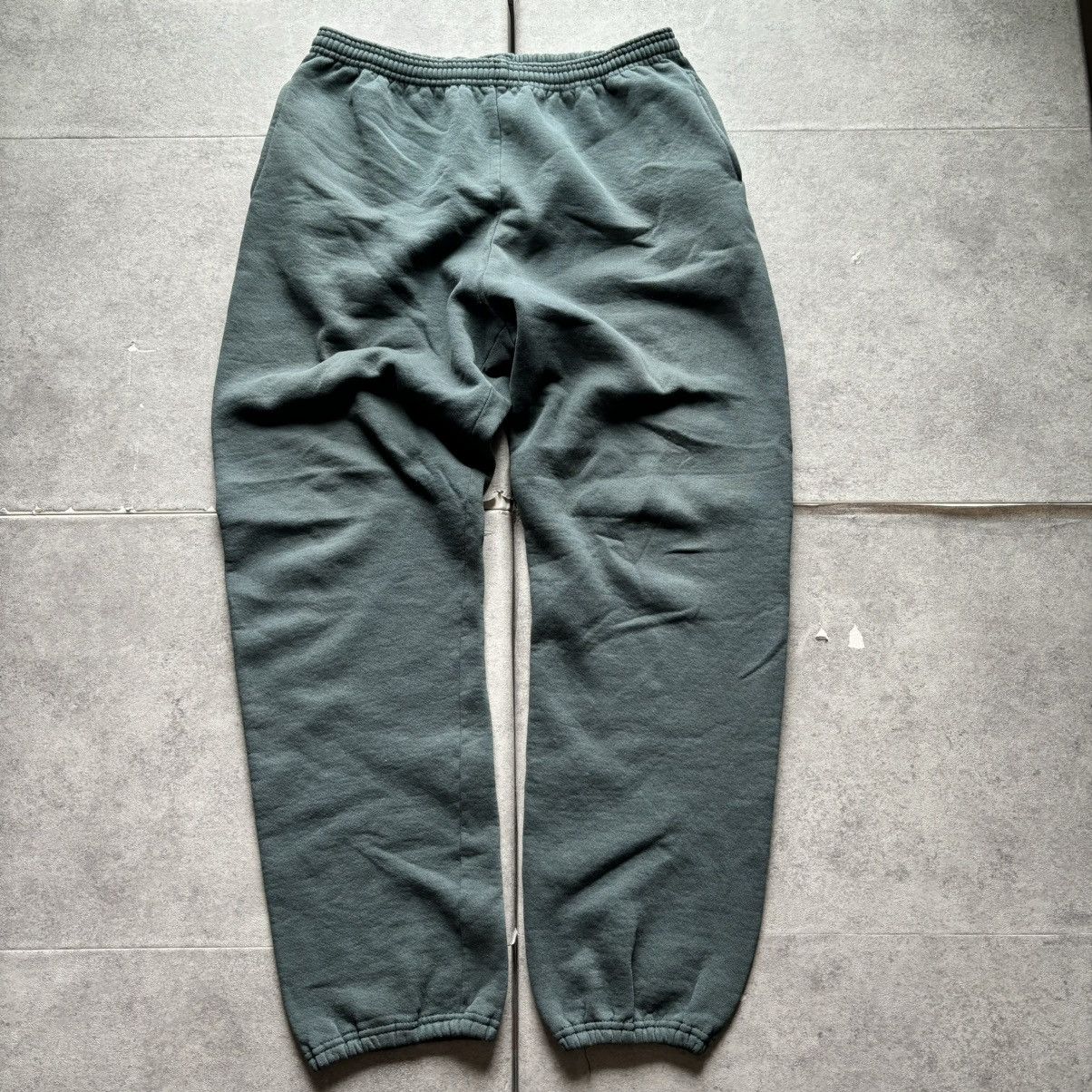 Russell Athletic Vintage 90s forest green russell athletic sweatpants Size US 32 / EU 48 - 1 Thumbnail