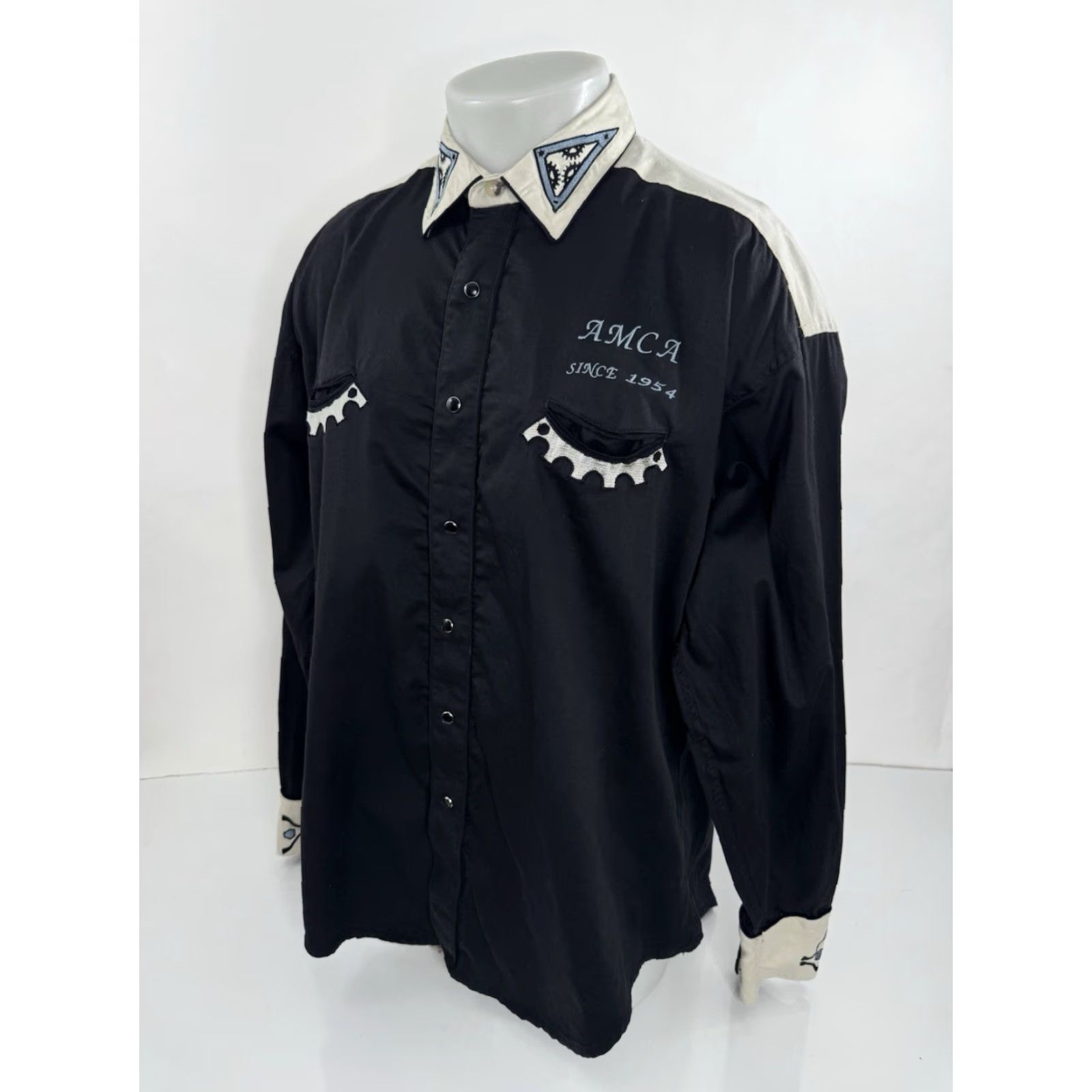 Rockmount Ranch Wear ANTIQUe? ANTIQUE MOTORCYCLE CLUB of AMERICA AMCA Rockmount Ranch XL Embroidered Shirt Size US XL / EU 56 / 4 - 3 Thumbnail