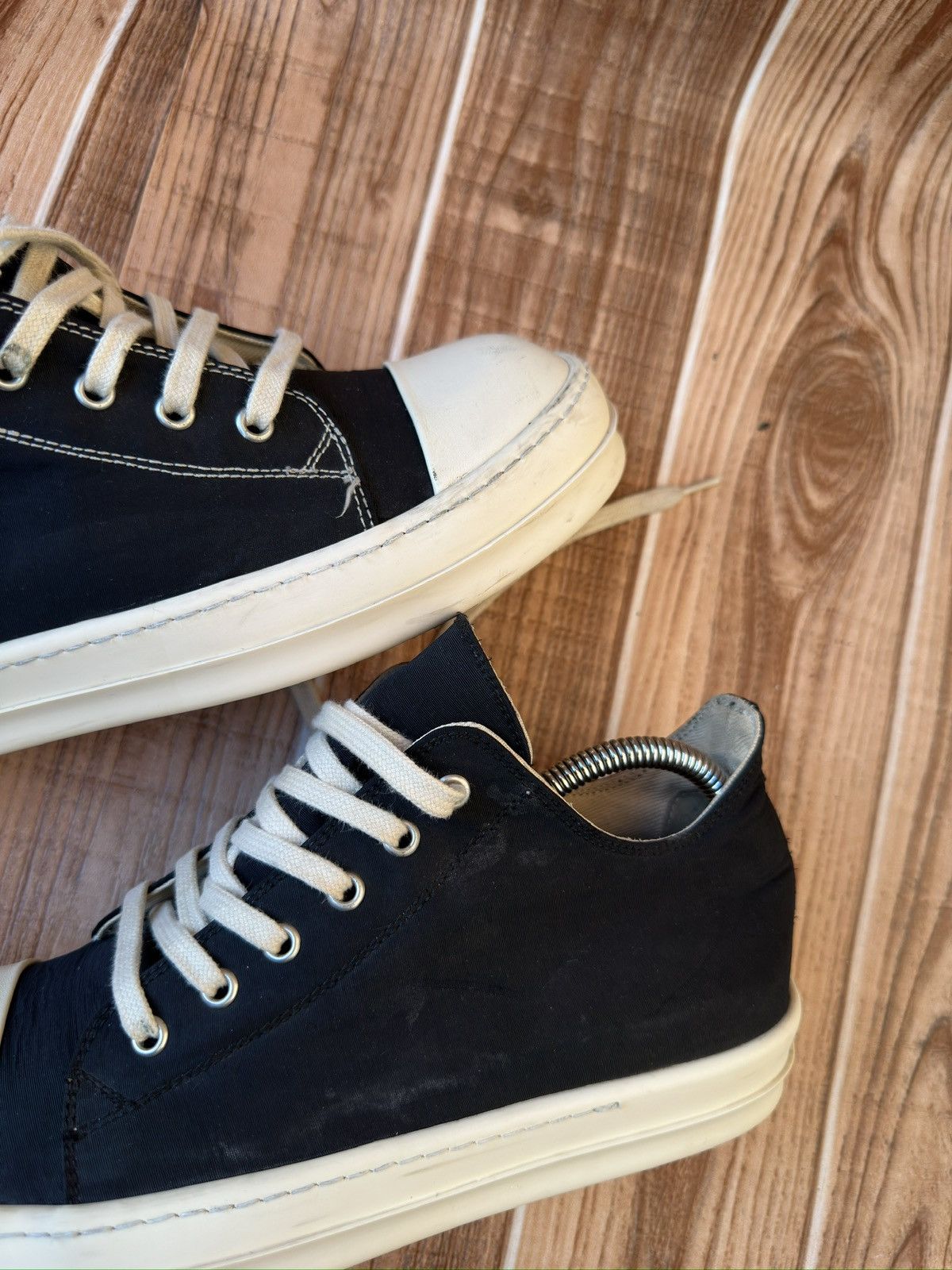 Rick Owens Rick Owens DRKSHDW Nylon Ramones Two Tone Stitch Lowtops Size US 8.5 / EU 41-42 - 11 Thumbnail
