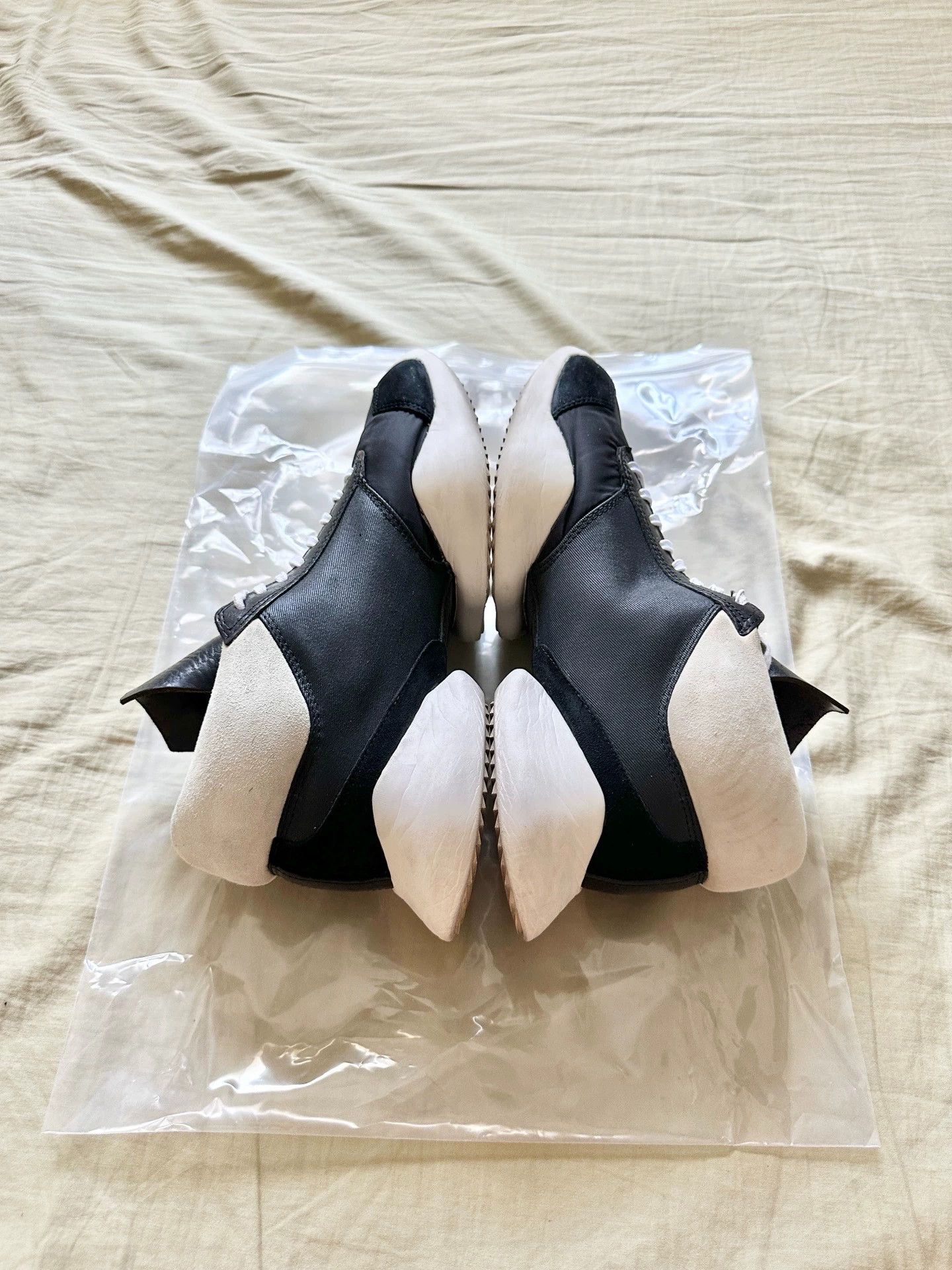 Rick Owens Rick Owens x Adidas RO Runner OG Black White Tank Sneaker Size US 9.5 / EU 42-43 - 6 Thumbnail