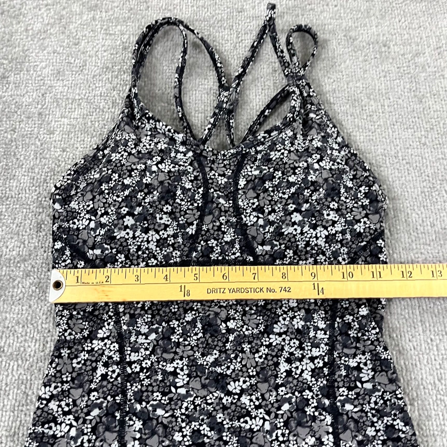 Athleta Athleta Shirt Women XXS Black Ditsy Floral Tank Top Padded Bra Yoga Gym Running Active Size XXS / US 00 / IT 34 - 5 Thumbnail