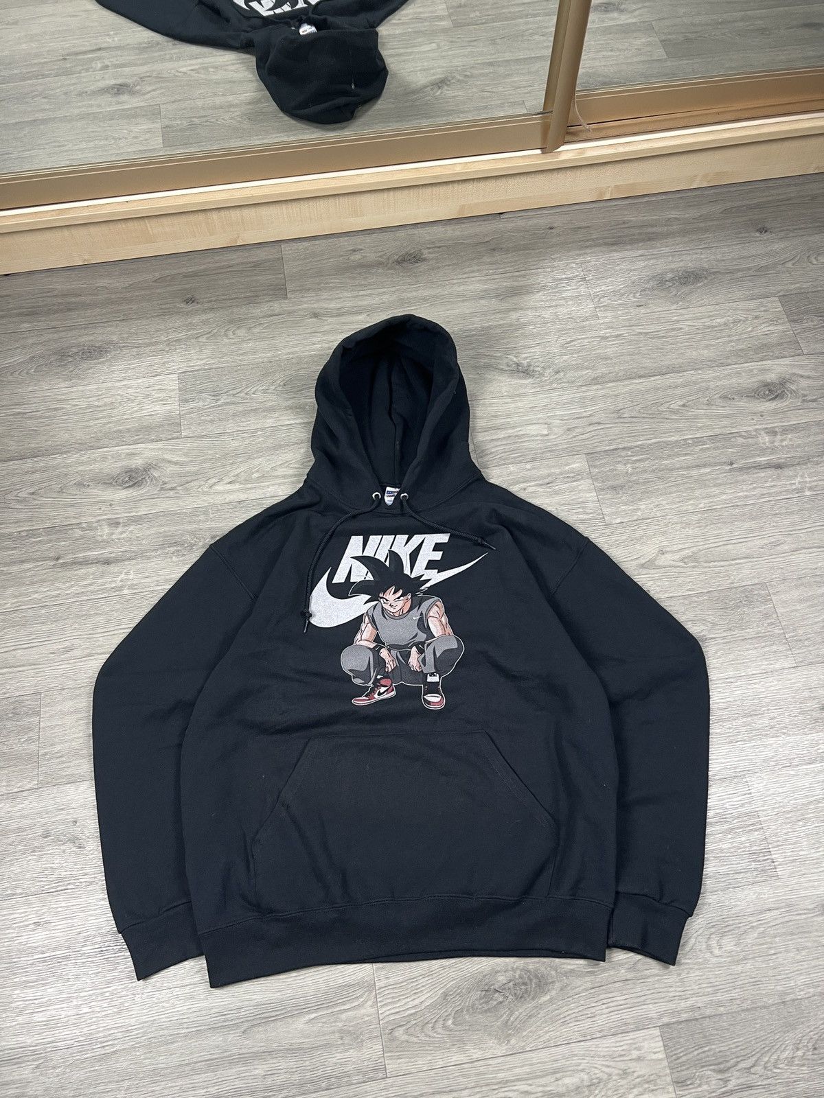 Jerzees Jerzees Vintage Mens Size L Hoodie (nike swoosh, anime style Size US L / EU 52-54 / 3 - 1 Thumbnail