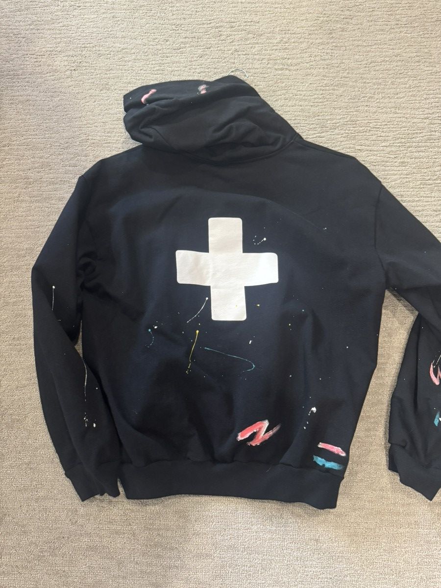 Places + Faces Places + Faces Paint Hoodie Size L Size US L / EU 52-54 / 3 - 3 Thumbnail