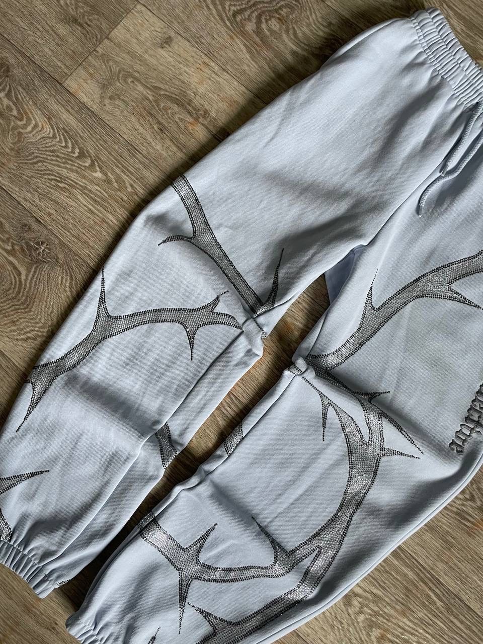 Named Collective Named Collective Thorn Rhinestone Sweatpants Size US 28 / EU 44 - 3 Thumbnail