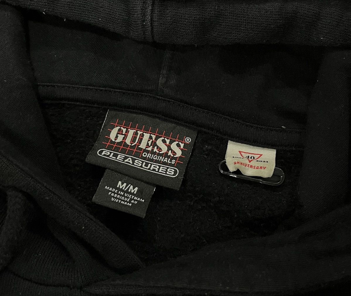 Guess × Pleasures Guess x Pleasures Photo Tee Size US M / EU 48-50 / 2 - 4 Thumbnail