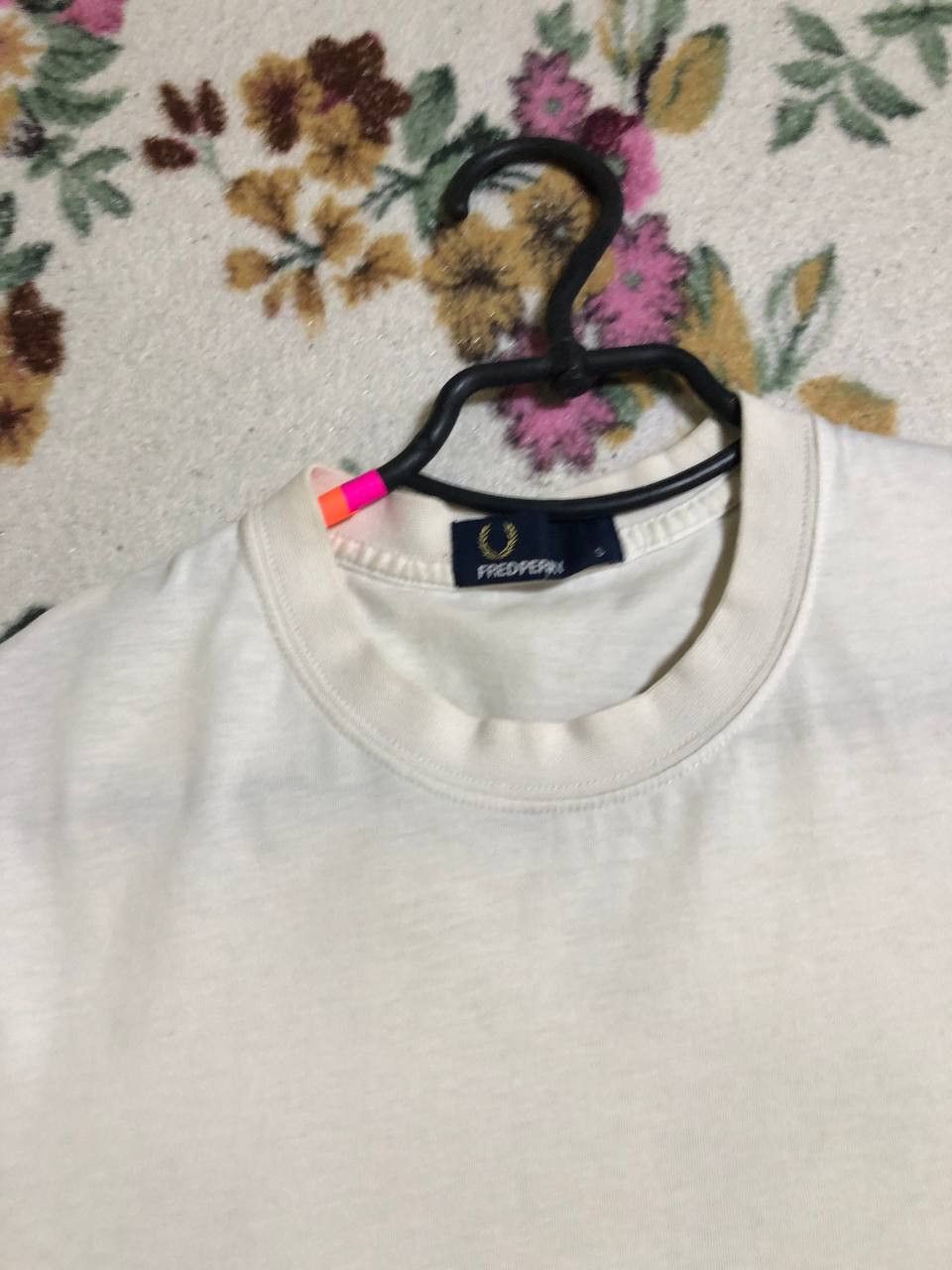 Fred Perry Fred Perry T-shirt S White Faded Color Size US S / EU 44-46 / 1 - 7 Thumbnail