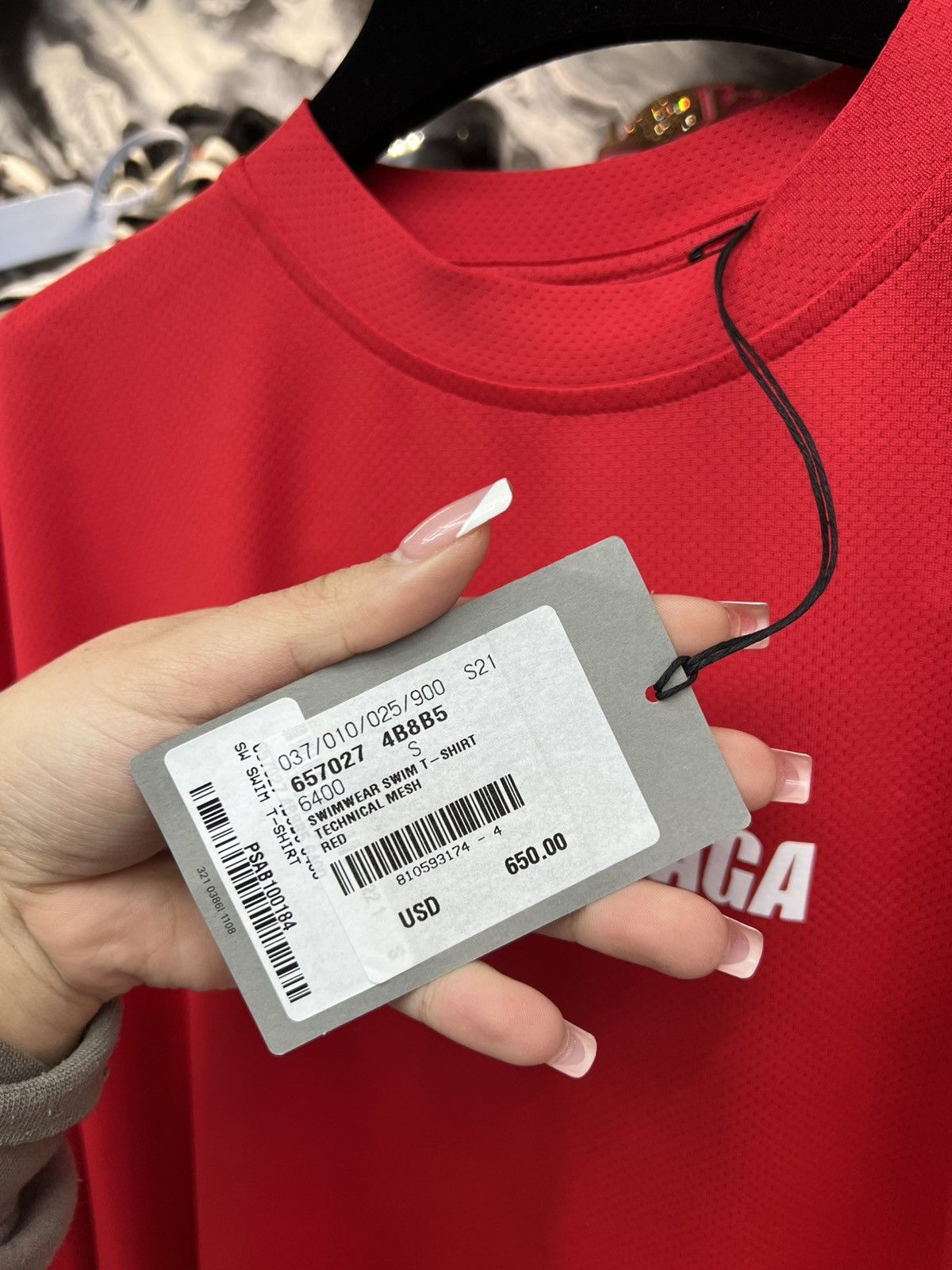 Balenciaga Balenciaga Red Jersey Size US S / EU 44-46 / 1 - 5 Thumbnail