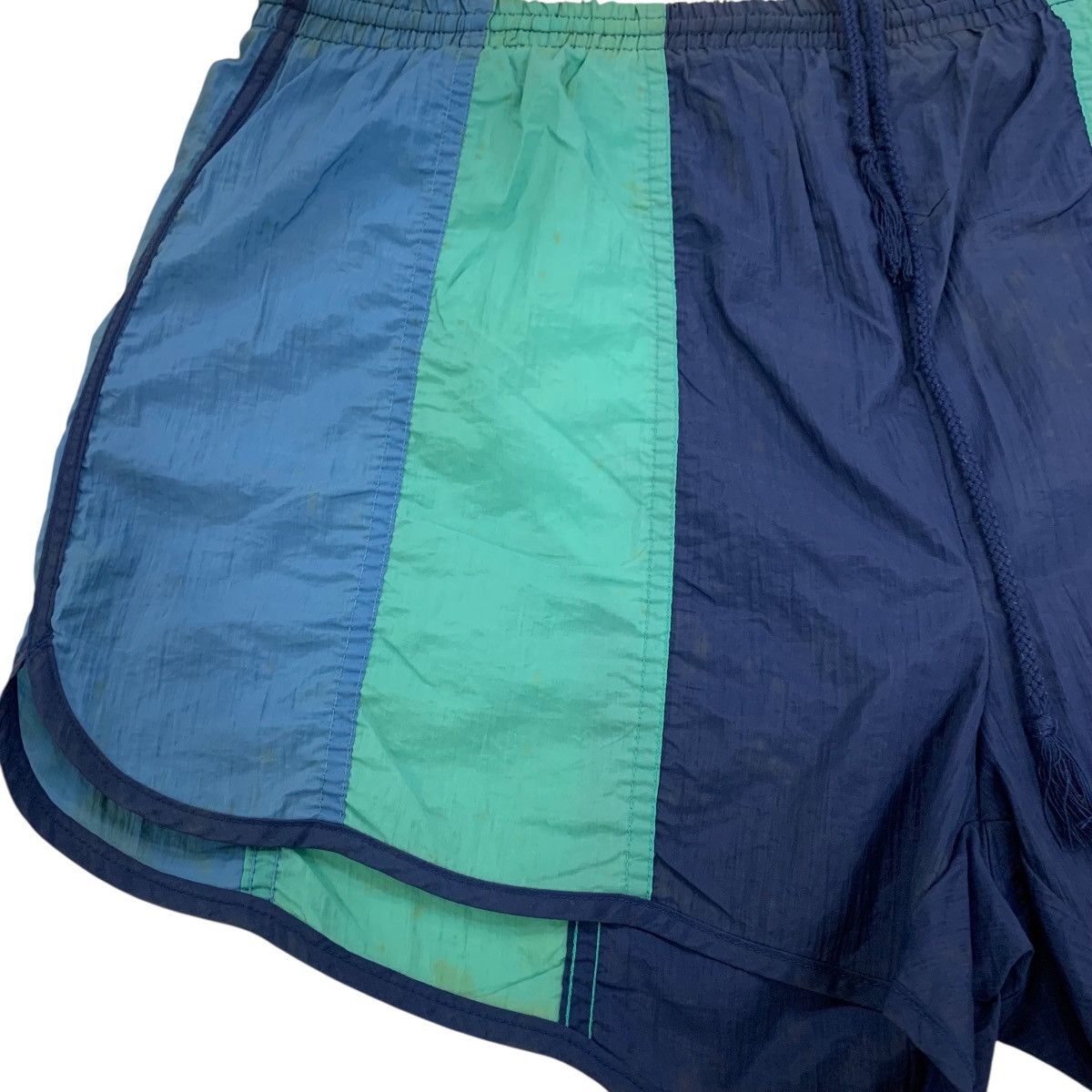 Vintage Vintage Adidas Short Pant Size US 36 / EU 52 - 5 Thumbnail