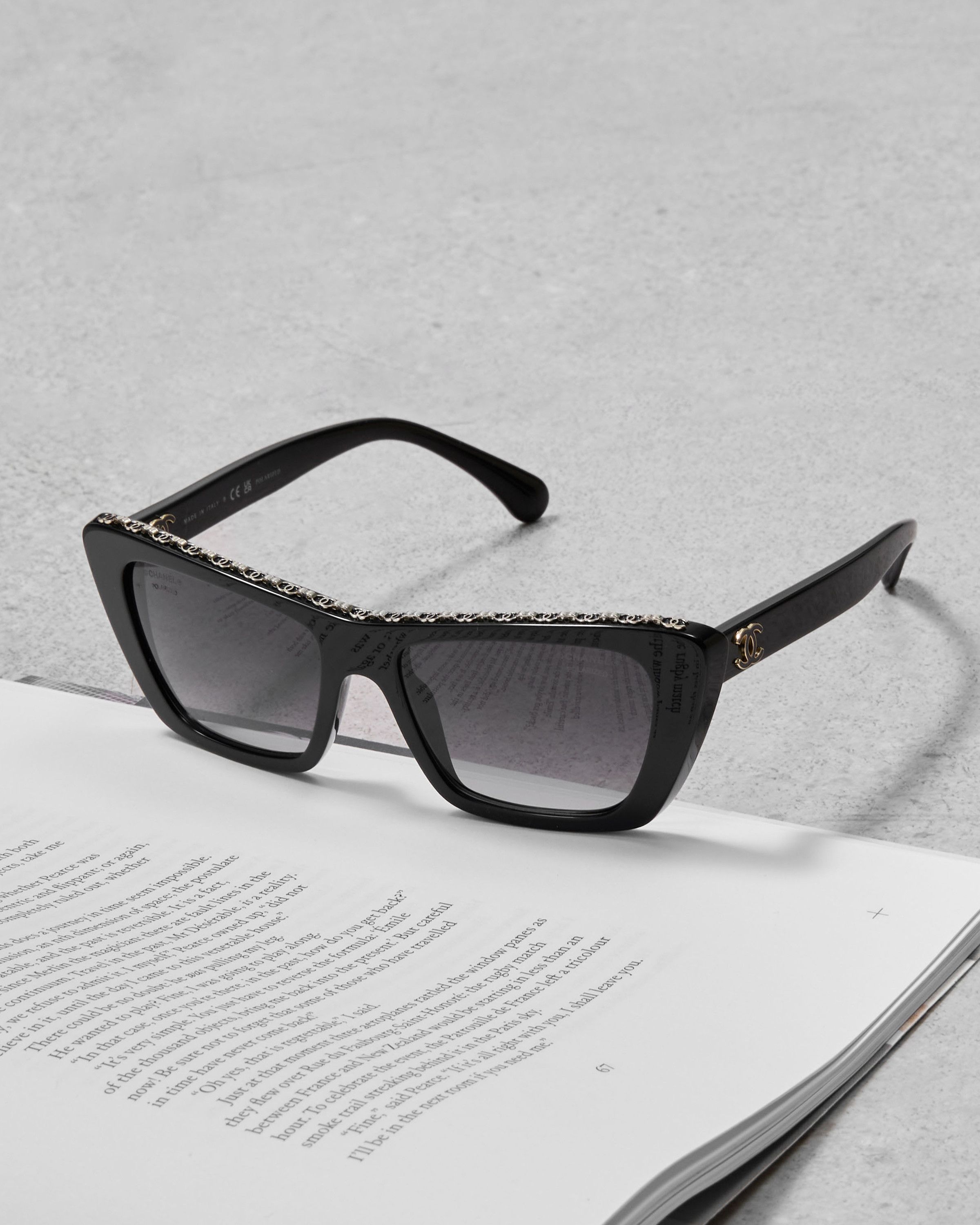 CHANEL 0CH5540 C622S8 Sunglasses