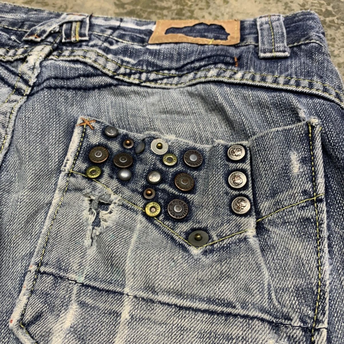 If Six Was Nine Red Pepper Red Label Clawmark Distressed Fade Studded Jean Size US 31 - 19 Thumbnail