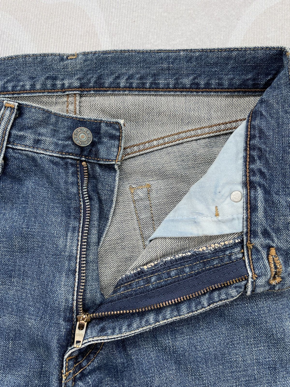 Edwin Edwin 504 Straight Jeans (LG154) Size US 29 - 6 Thumbnail