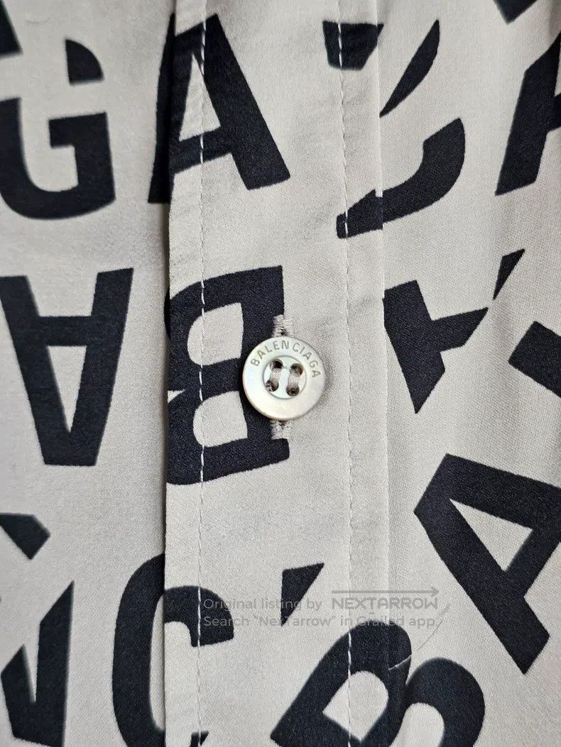 Balenciaga Balenciaga size 41 Full-print logo long-sleeve shirt Size US XL / EU 56 / 4 - 6 Thumbnail
