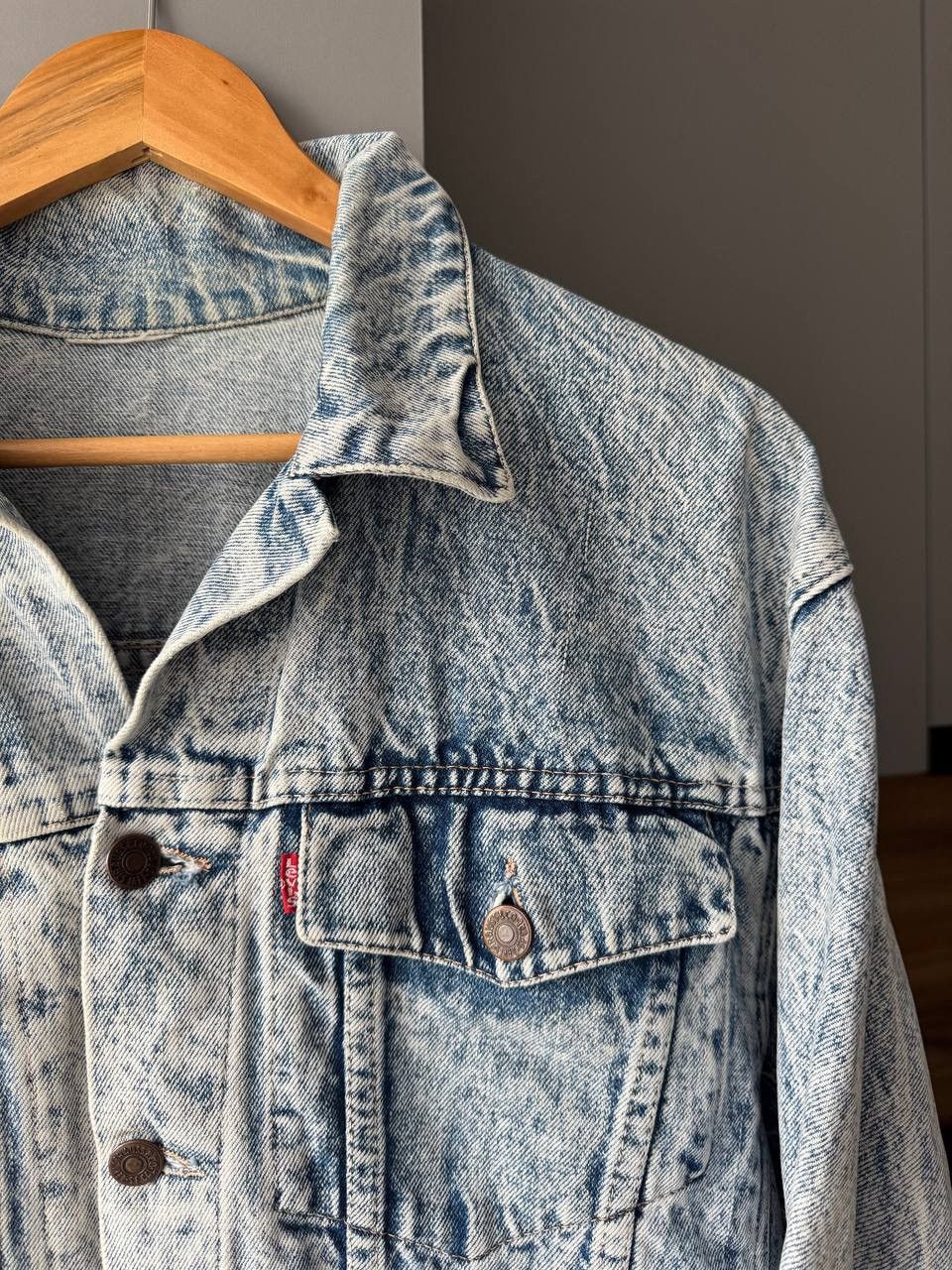 Levi's Vintage 90's Levi's Light Wash Denim Jacket Size US M / EU 48-50 / 2 - 3 Thumbnail