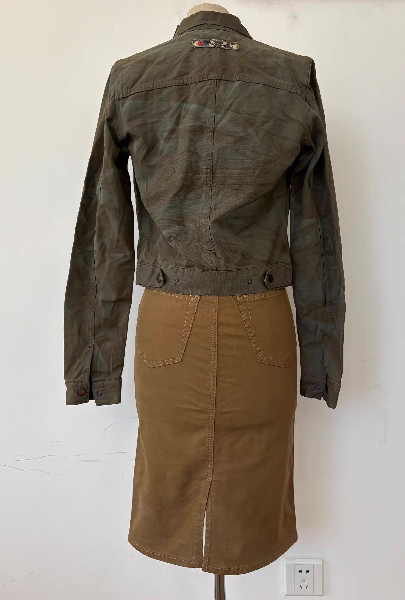 Dolce & Gabbana Dolce & Gabbana Y2K Women's Cropped Camouflage Jacket Ｑ21 Size S / US 4 / IT 40 - 7 Thumbnail