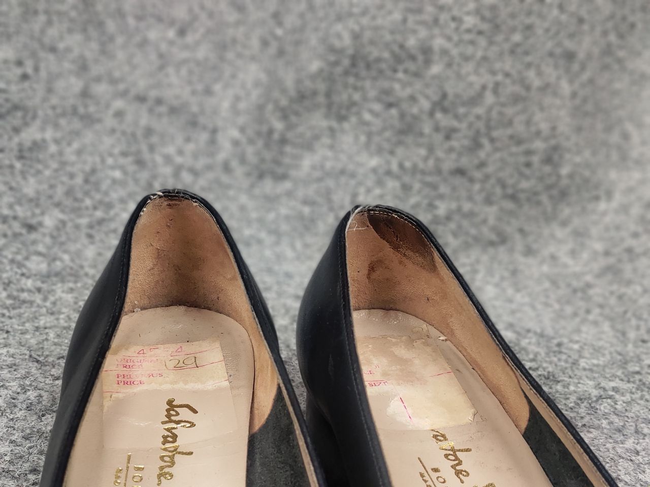 Salvatore Ferragamo Salvatore Ferragamo Vintage Pumps Heel Leather Black Shoes Size US 7.5 / IT 37.5 - 18 Thumbnail