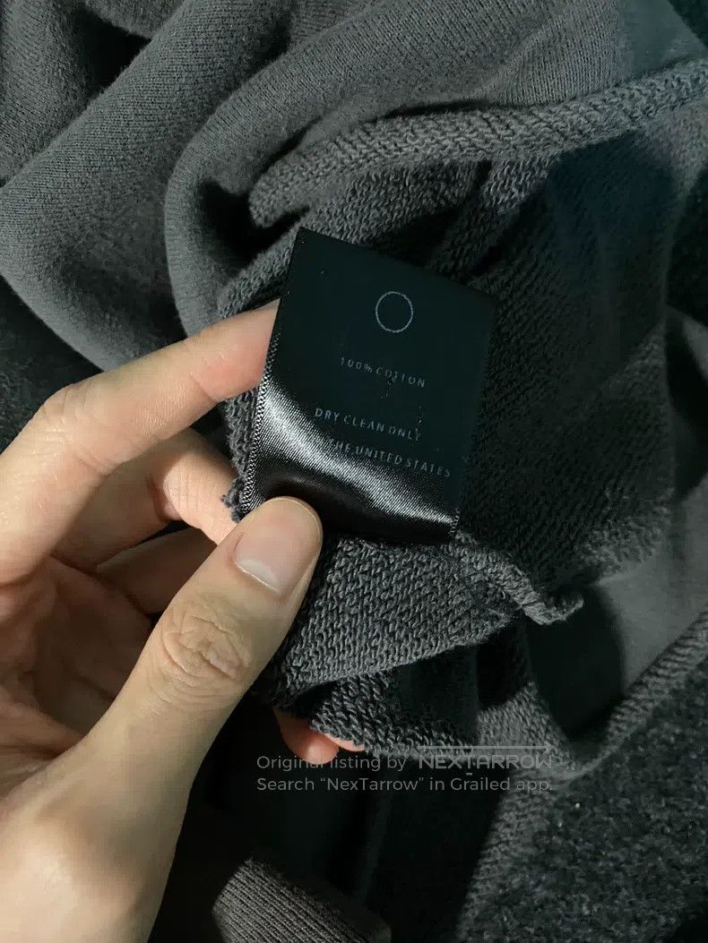 Fear of God Fear of God The pullover sweatshirt is washed black Size US M / EU 48-50 / 2 - 4 Thumbnail