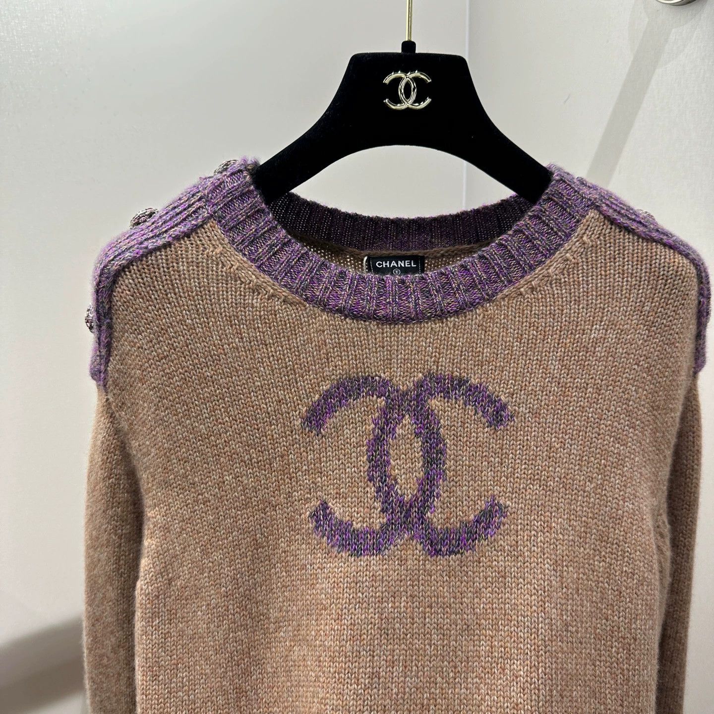 Chanel Chanel apr130 22K Crystal Logo Cashmere Sweater 34 Size XS / US 0-2 / IT 36-38 - 7 Thumbnail