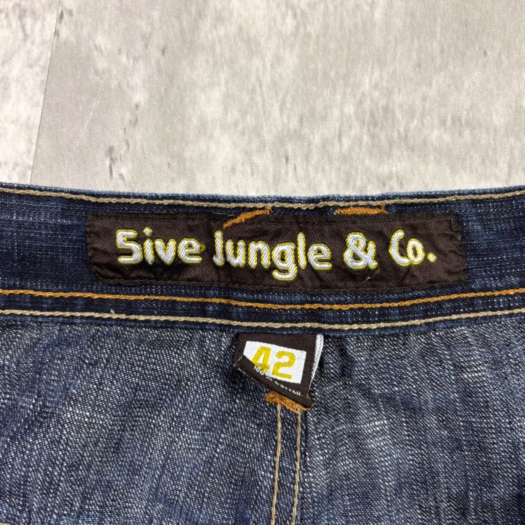 Vintage VINTAGE Sive Jungle & Co. Jeans Dark Wash Relaxed Fit 38x33 Mens Jeans 5-Pocket Denim Cotton Wide-Leg Hip Hop City Modern Vintage No Size US 38 / EU 54 - 6 Thumbnail
