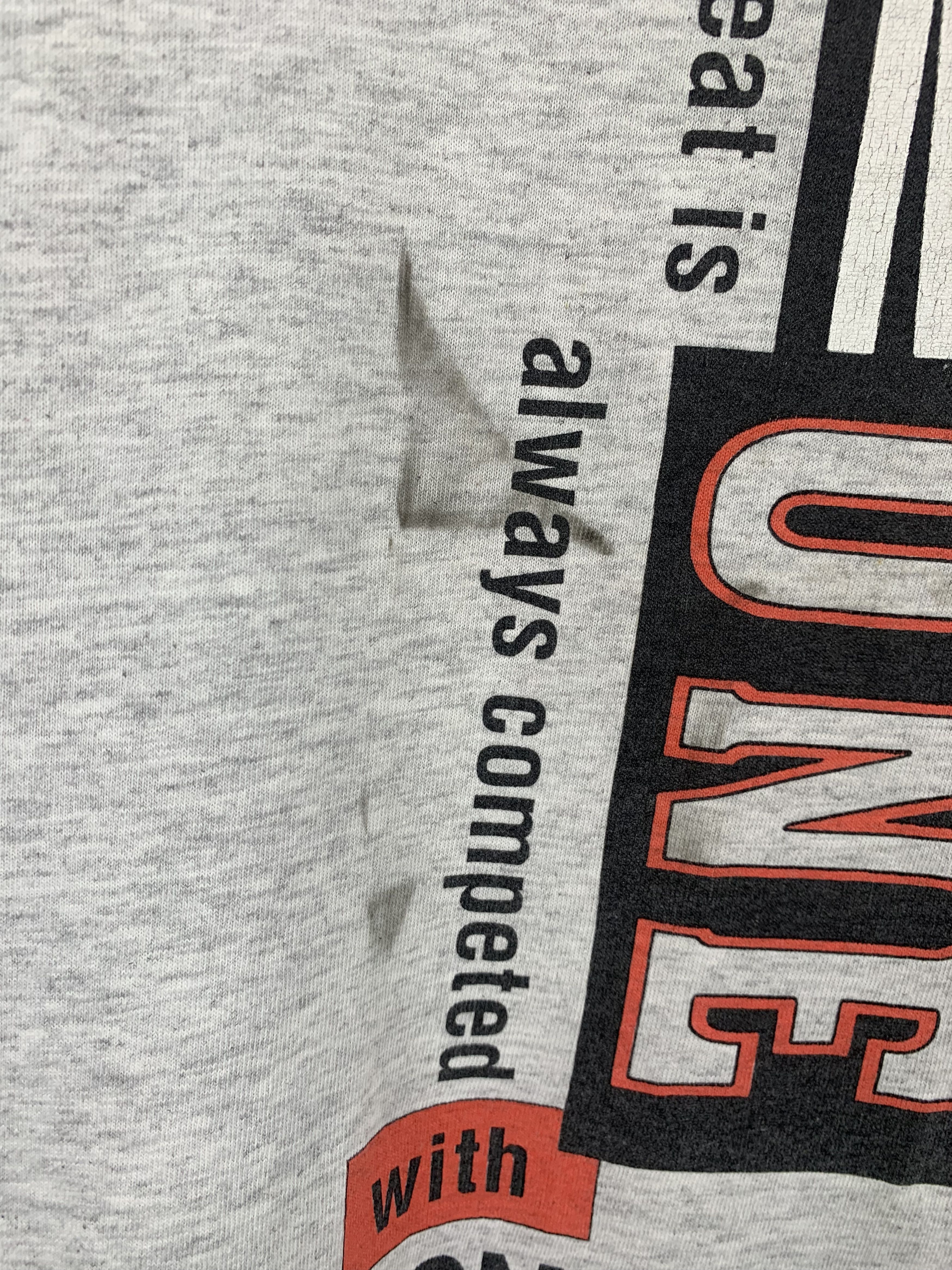 Japanese Brand Vintage 90s Yonex Made In Usa Tee TA0103 Size US L / EU 52-54 / 3 - 9 Thumbnail