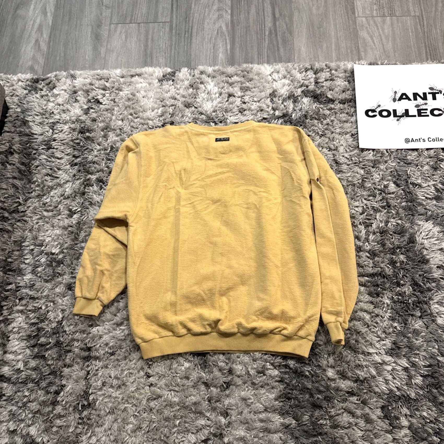Vintage VINTAGE Bongos Cuban Cafe Orlando Men’s L Yellow Crewneck T-Shirt 90s Crew Neck Mens Size Large L 90s Fans Style Size US L / EU 52-54 / 3 - 7 Thumbnail
