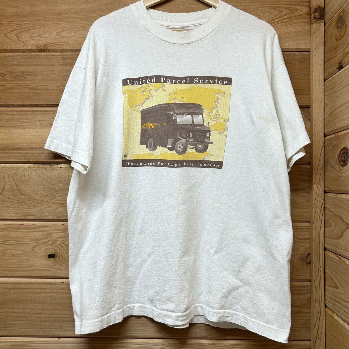Fruit Of The Loom Vintage 90s UPS Mail Parcel Service Promo Graphic T Shirt Size US XL / EU 56 / 4 - 1 Thumbnail