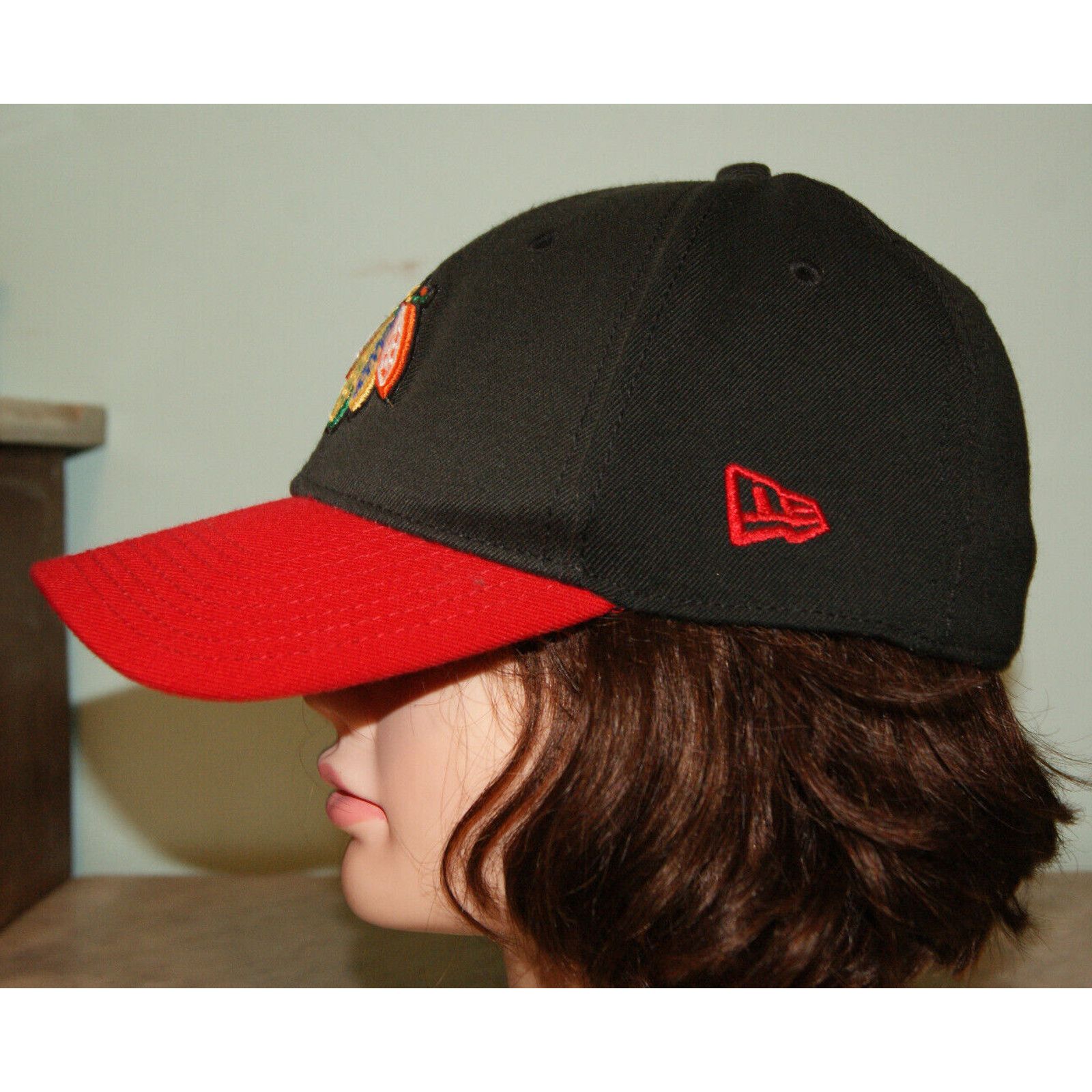 New Era Chicago Blackhawks New Era S/M Fitted Hat Cap Classic Logo Size ONE SIZE - 3 Thumbnail