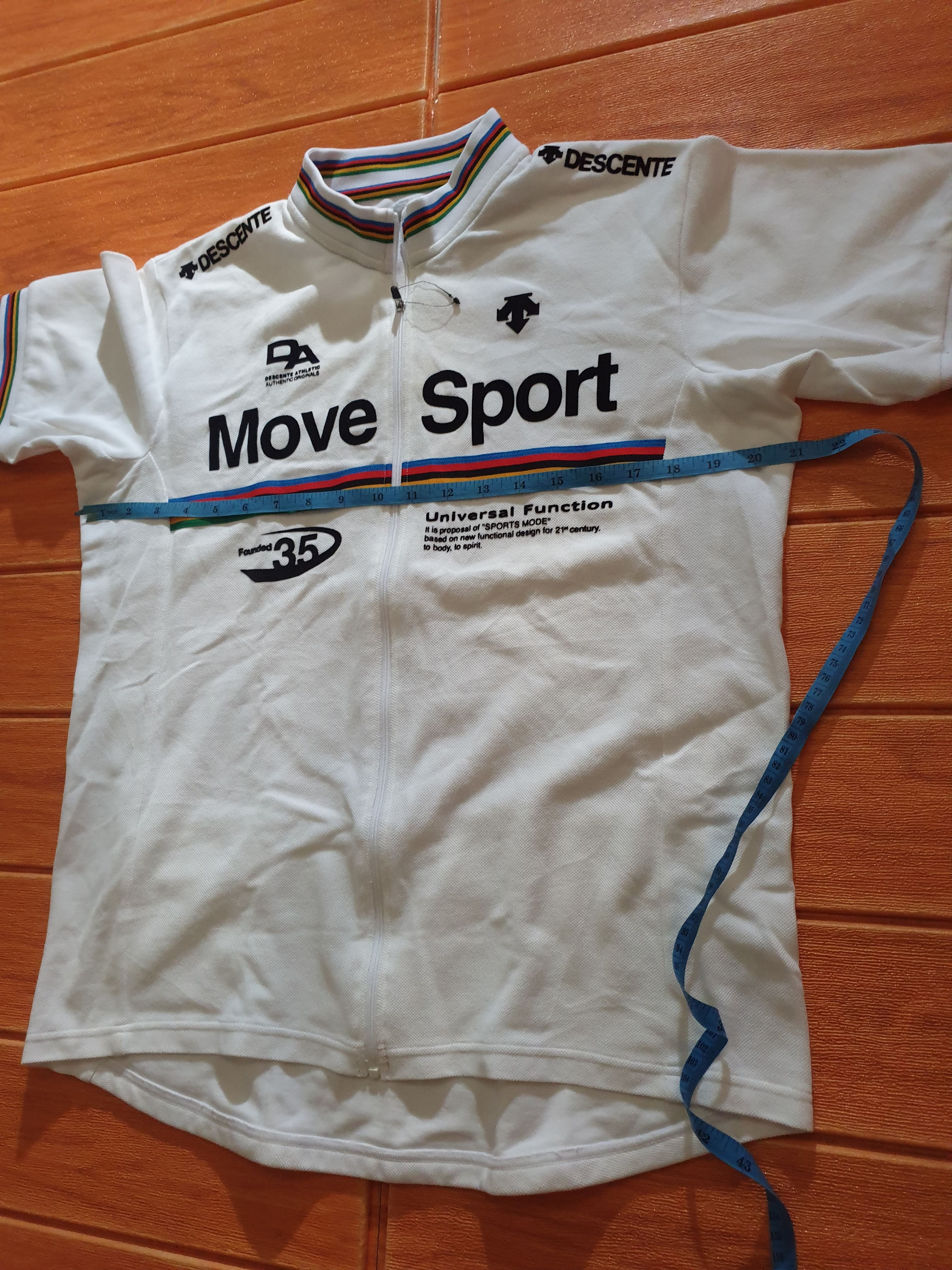 Descente Descente rainbow bicycle shirt Size US M / EU 48-50 / 2 - 6 Thumbnail