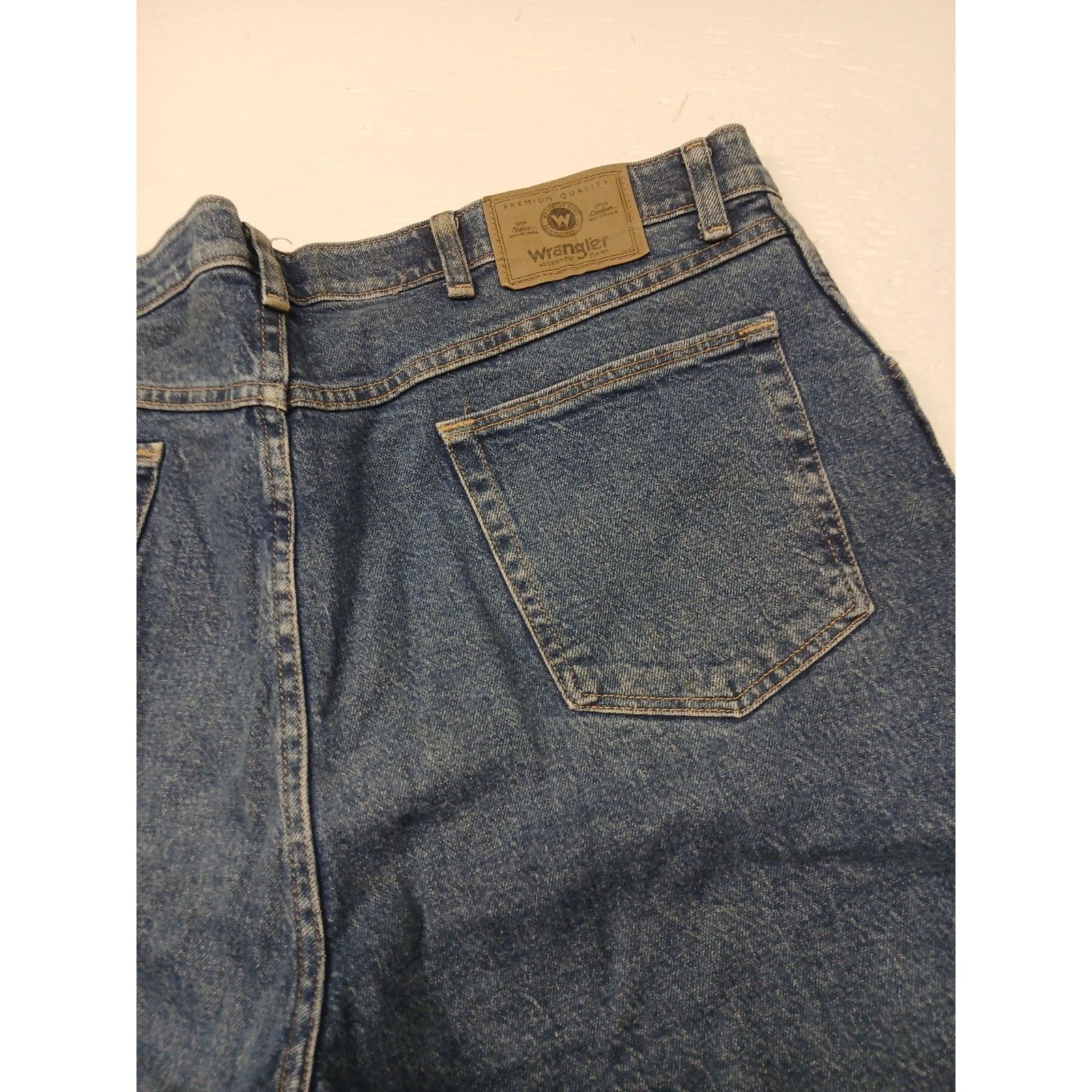 Wrangler Wrangler (38x32) Men's Straight Blue Denim Jeans Size US 38 / EU 54 - 6 Thumbnail