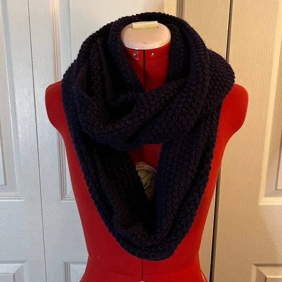 Gap Gap Purple Knit Infinity Scarf Size ONE SIZE - 1 Thumbnail