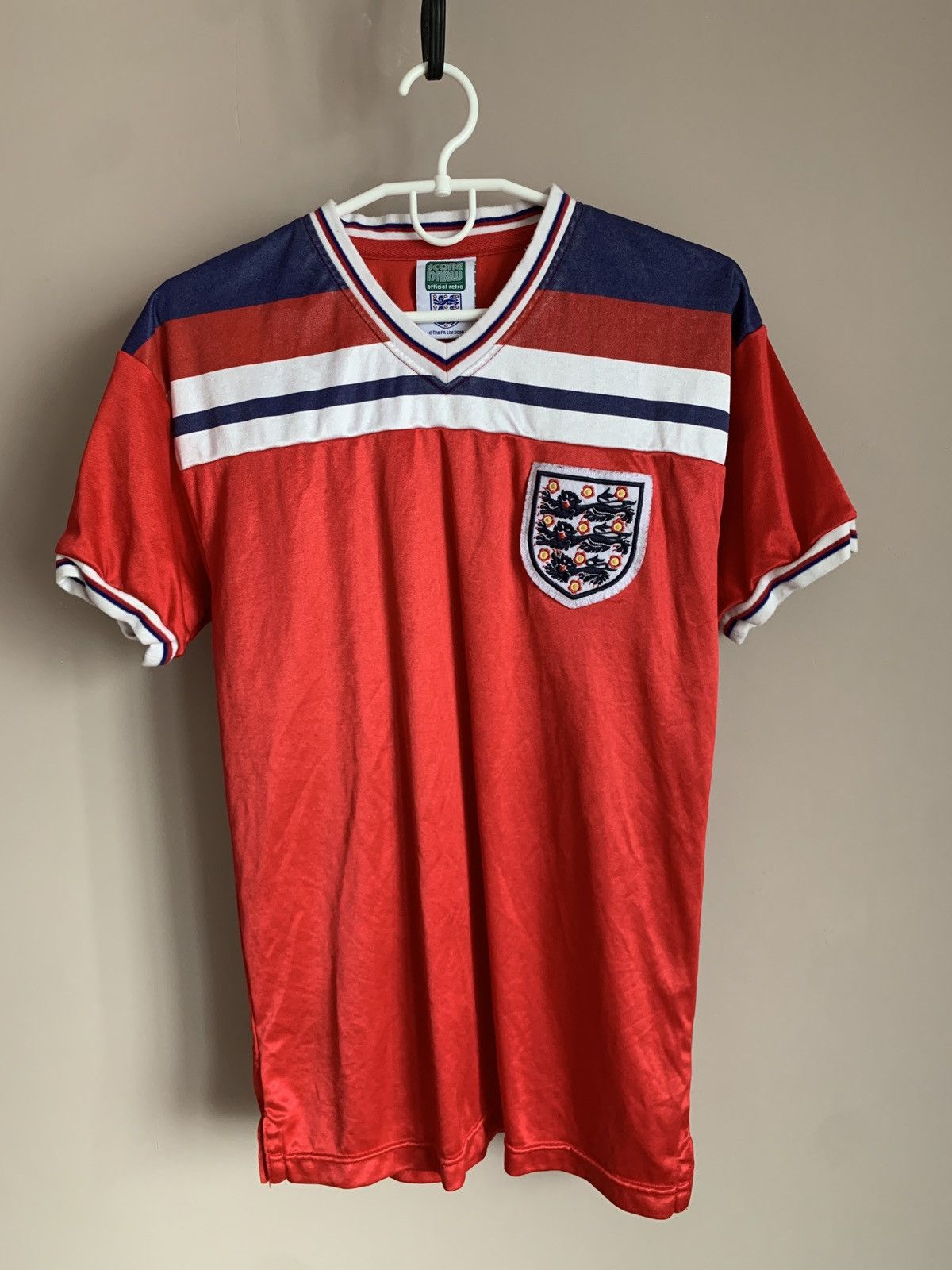 Vintage England 1983 vintage score draw soccer jersey football Size US S / EU 44-46 / 1 - 1 Thumbnail