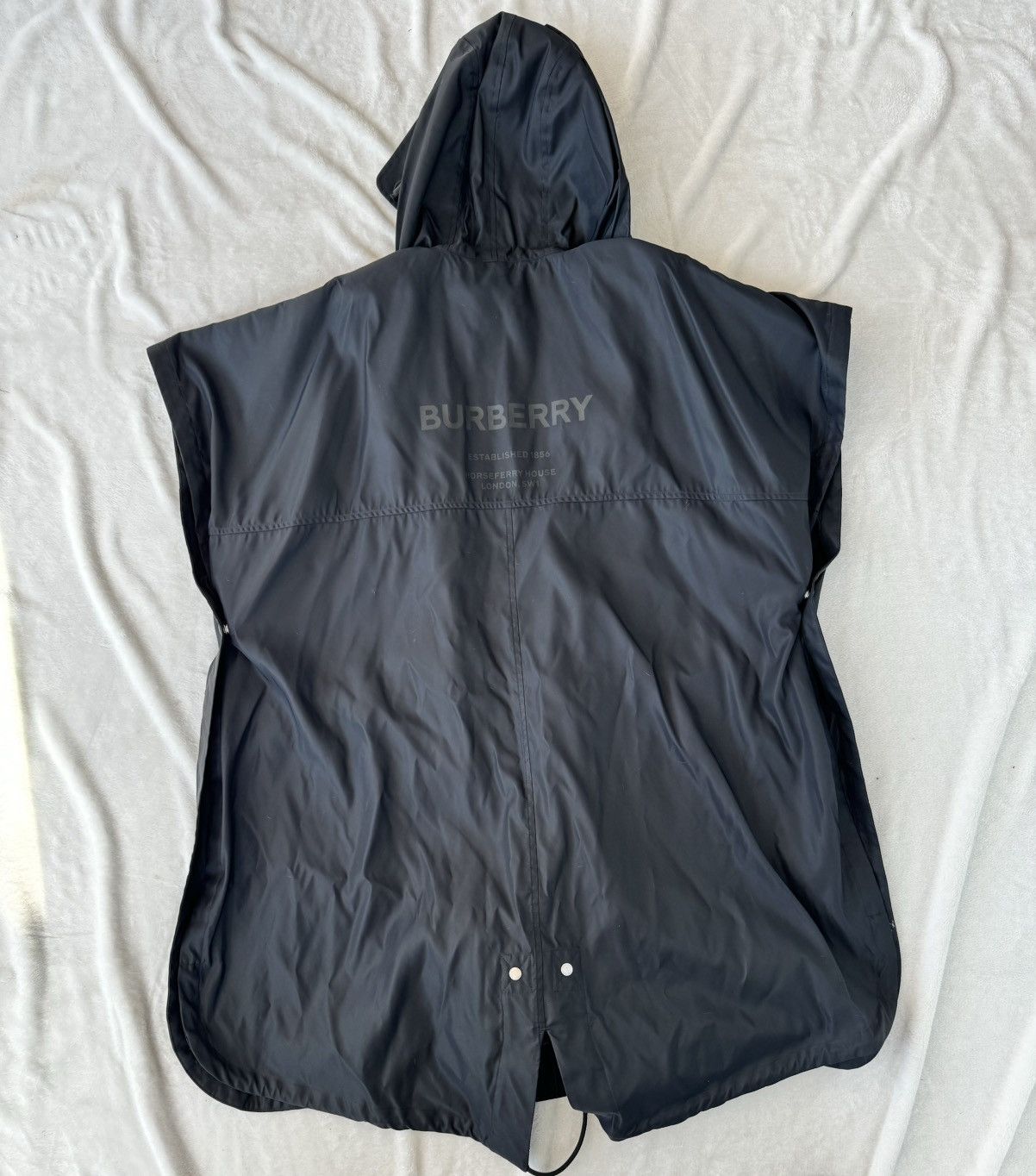 Burberry NWT Burberry Horseferry Nylon Cape Size US S / EU 44-46 / 1 - 6 Thumbnail
