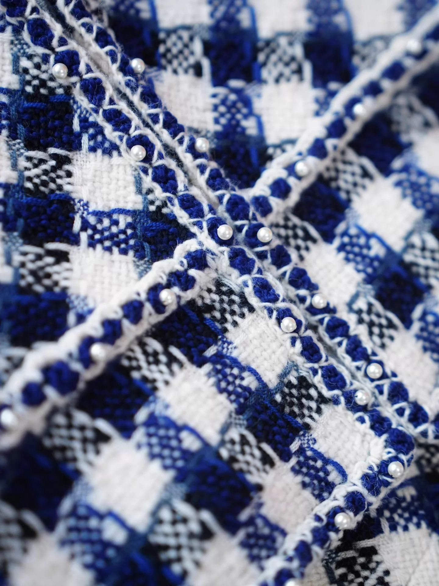 Chanel Chanel Blue White Check Tweed Pearl Trim Suit (M Skirt FR38) Size M / US 6-8 / IT 42-44 - 5 Thumbnail