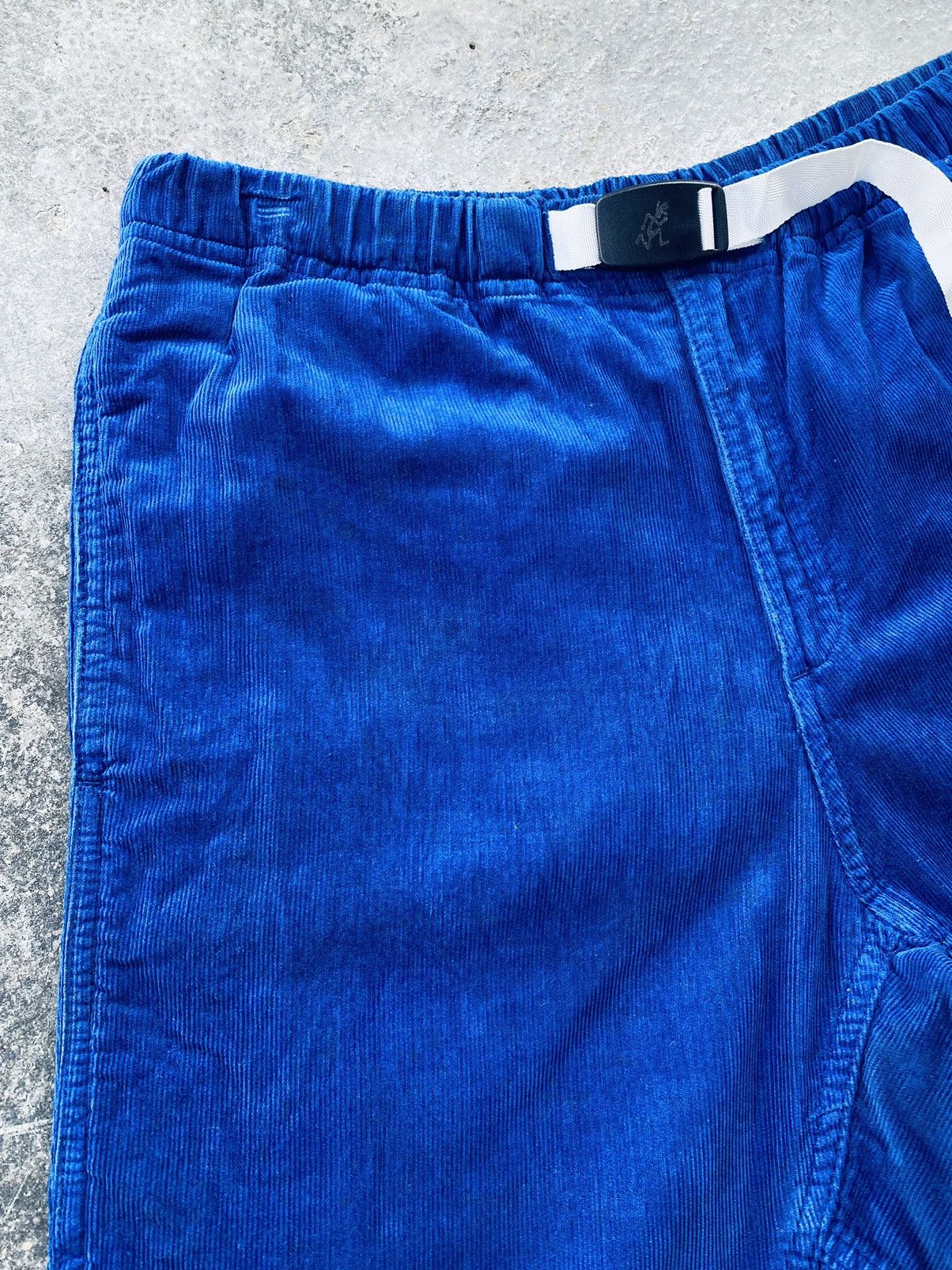Gramicci Vintage Gramicci Blue Corduroy Short Pants Size US 29 - 13 Thumbnail