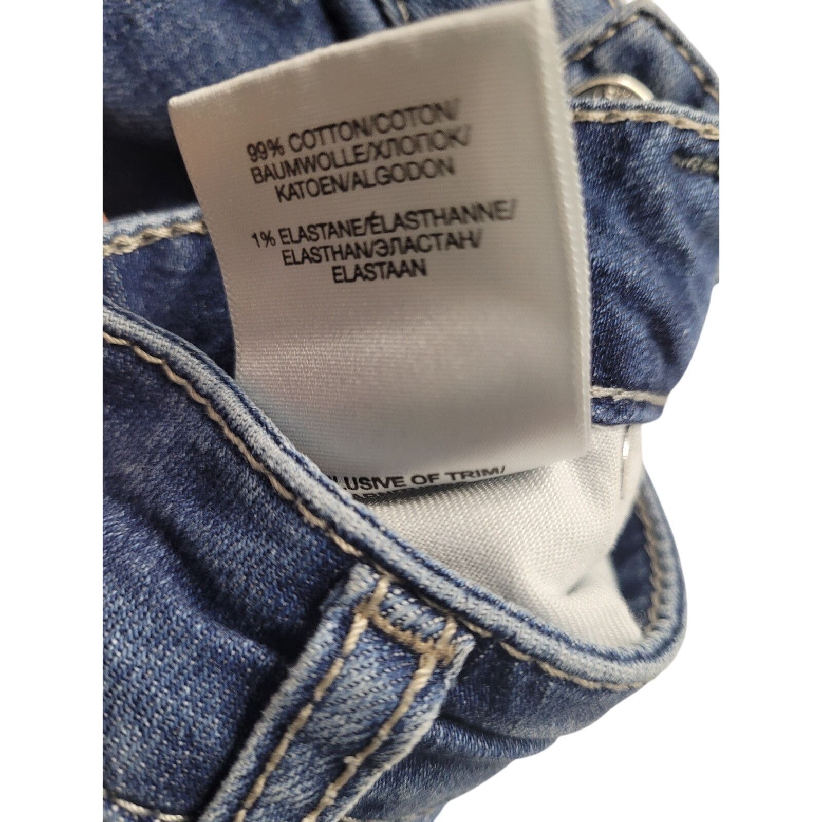 Silver Jeans Co. Silver Jeans Suki Straight Dark Distressed Indigo 26W/32L Size 26" / US 2 / IT 38 - 5 Thumbnail